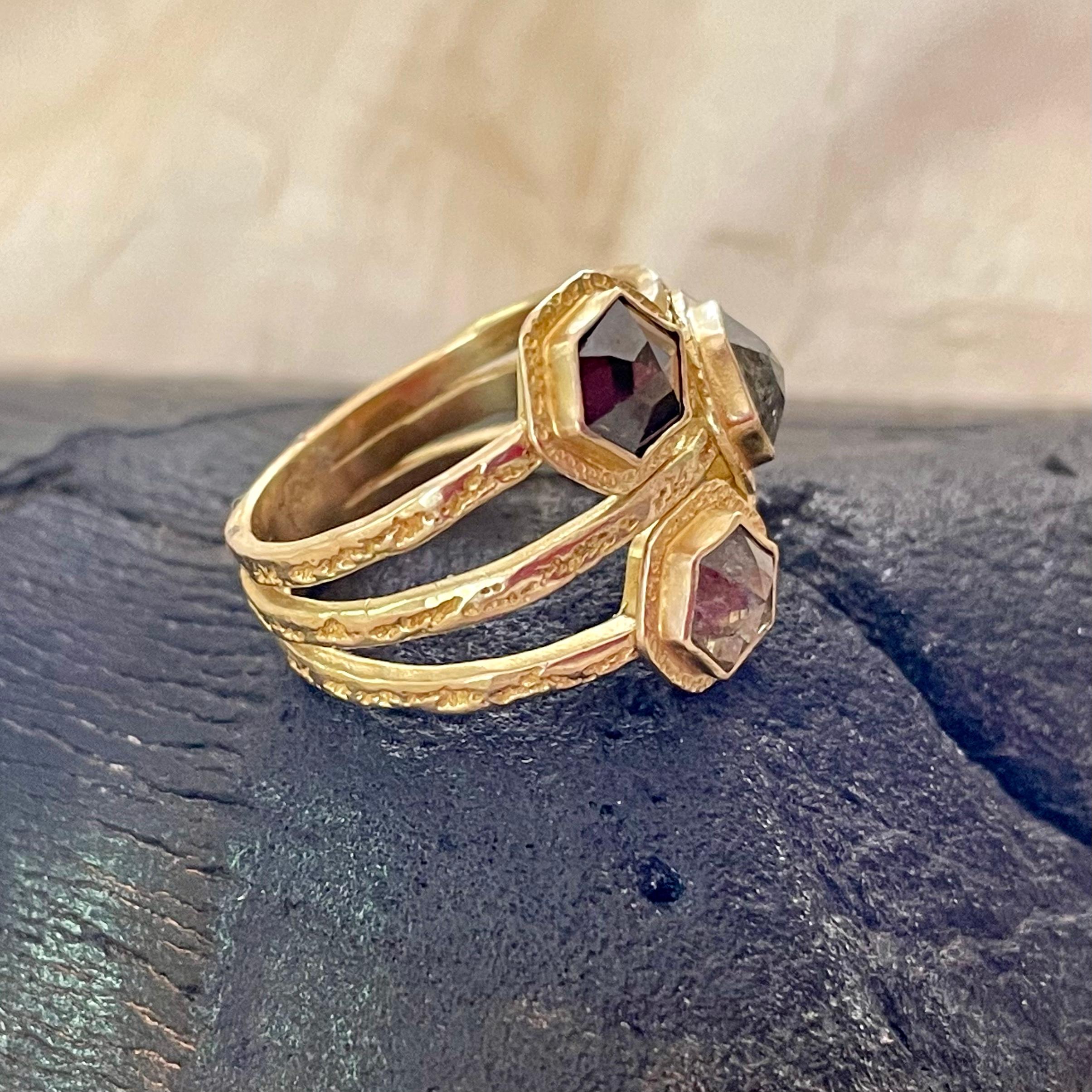 Steven Battelle 2,0 Karat Sechseckiger Diamantring aus 18 Karat Gold 1