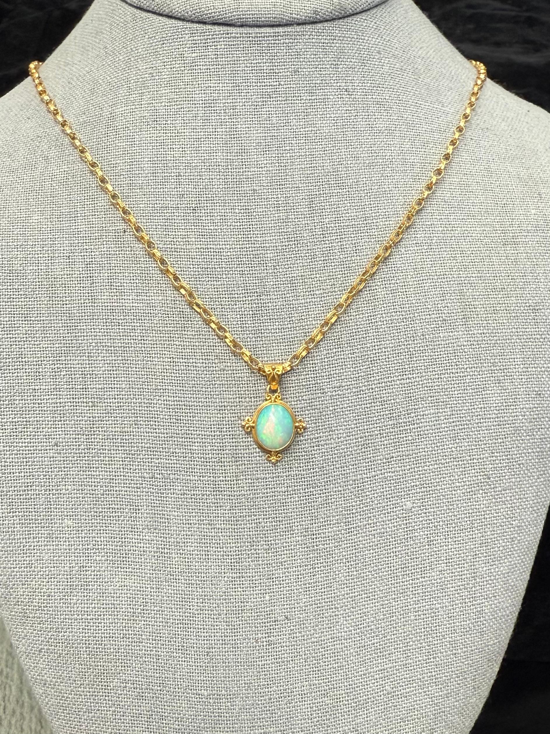 Contemporary Steven Battelle 2.1 Carats Ethiopian Opal 18K Gold Pendant For Sale