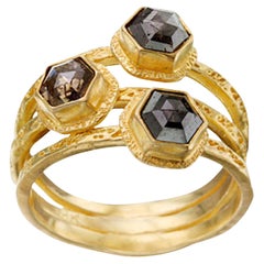 Steven Battelle 2.1 Carats Hexagonal Rose-Cut Colored Diamonds 18K Gold Ring