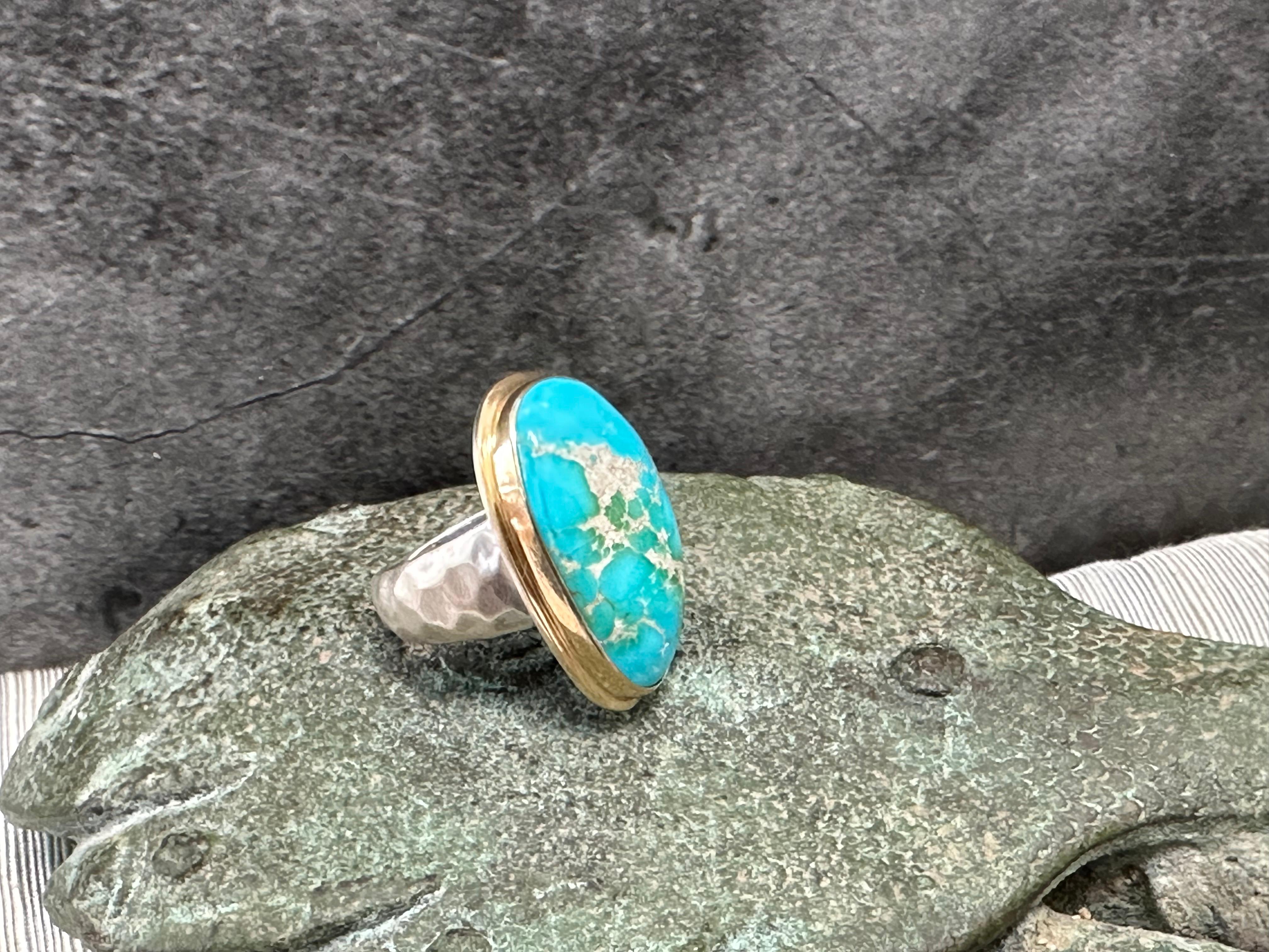 Steven Battelle 21.7 Carats Arizona Turquoise Sterling 18K Gold Ring For Sale 3