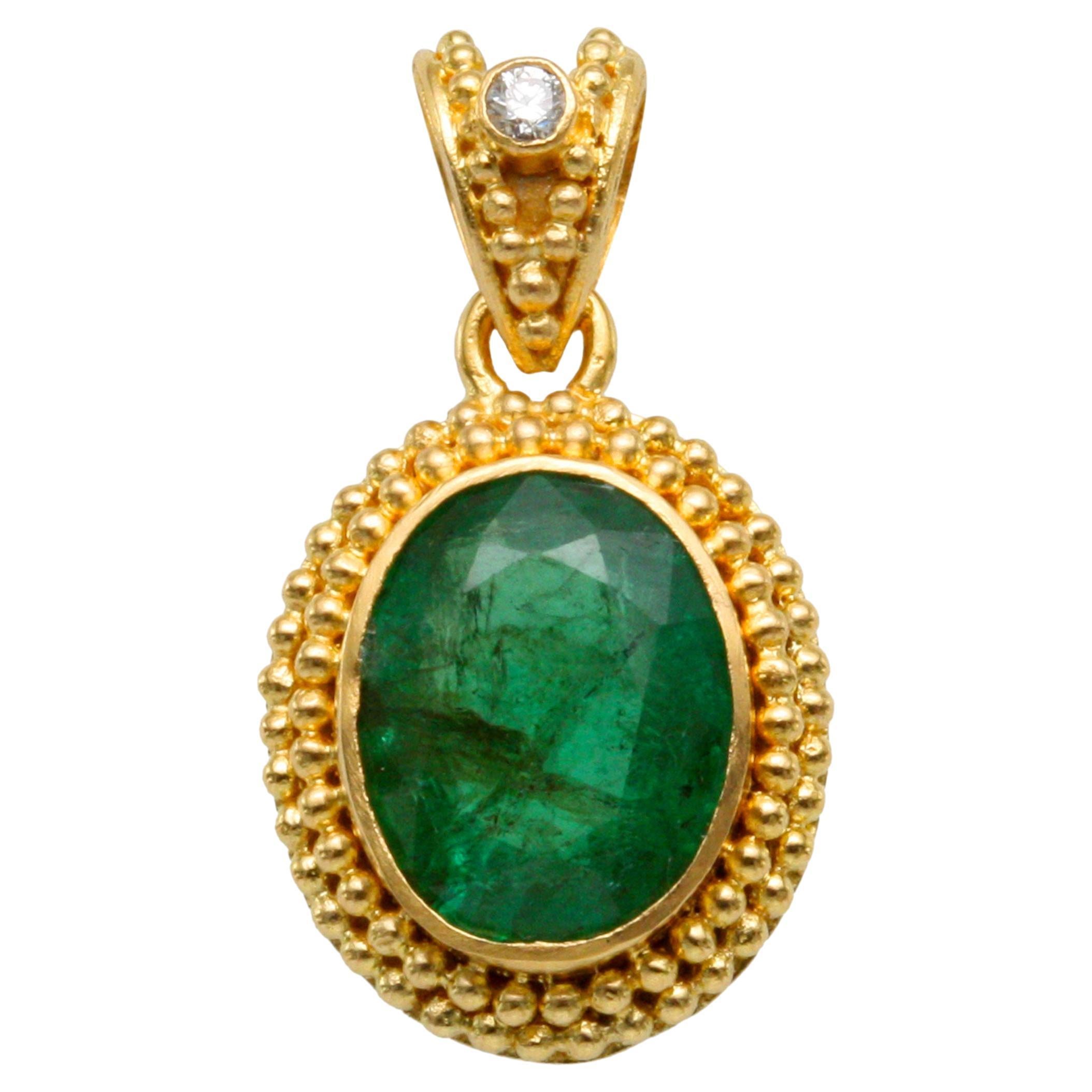 2.2 Carats Emerald Diamond 18k Gold Pendant
