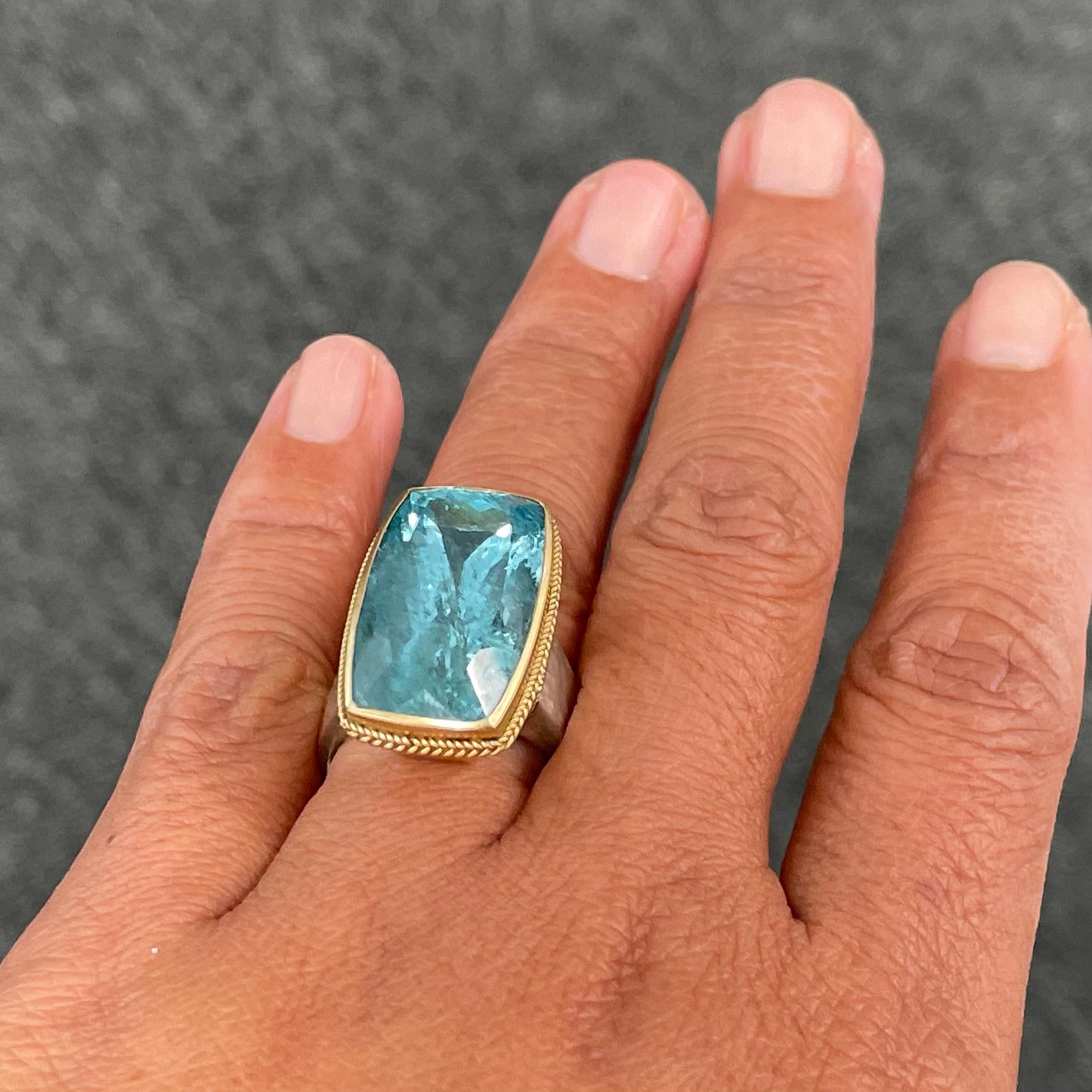 Steven Battelle 22.0 Karat Aquamarin 18K Gold Lünette Sterlingsilber Ring im Angebot 1