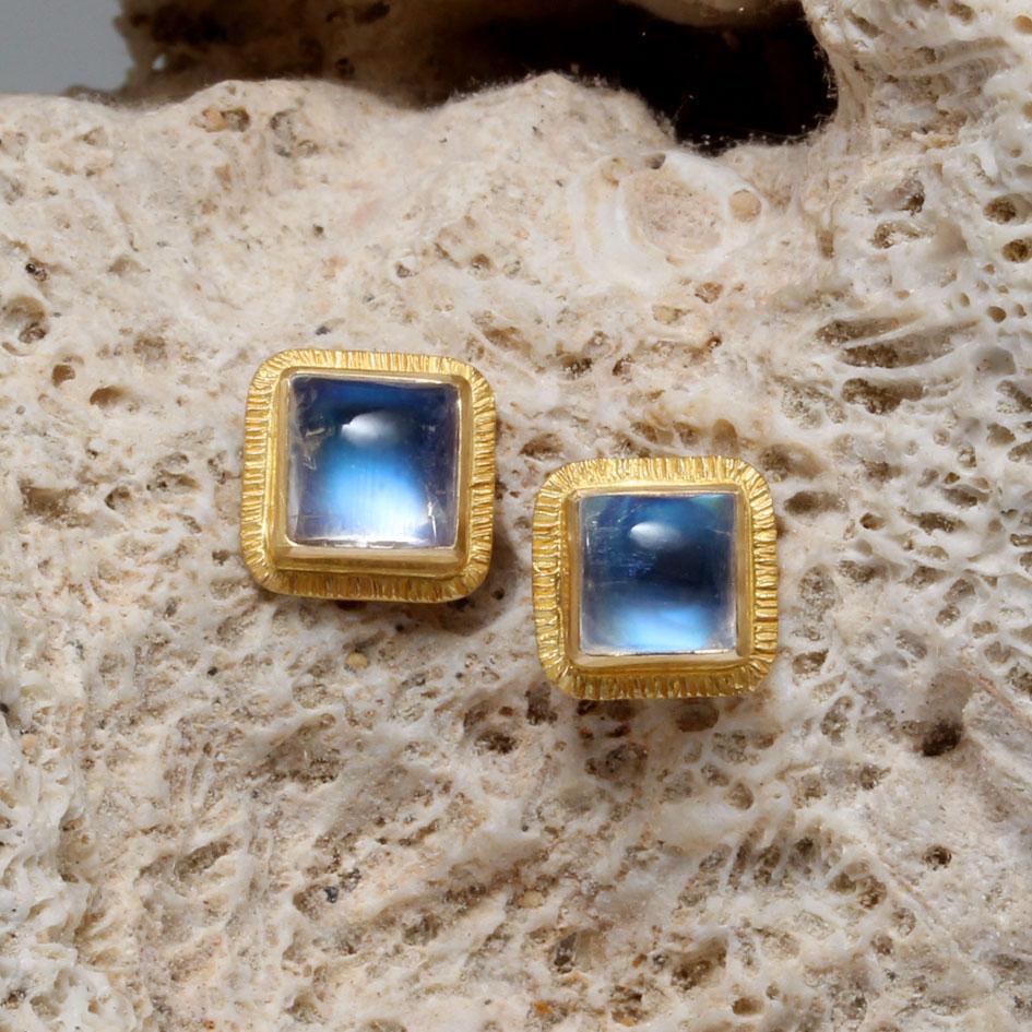 Cushion Cut Steven Battelle 2.3 Carats Rainbow Moonstone 18K Gold Post Earrings For Sale