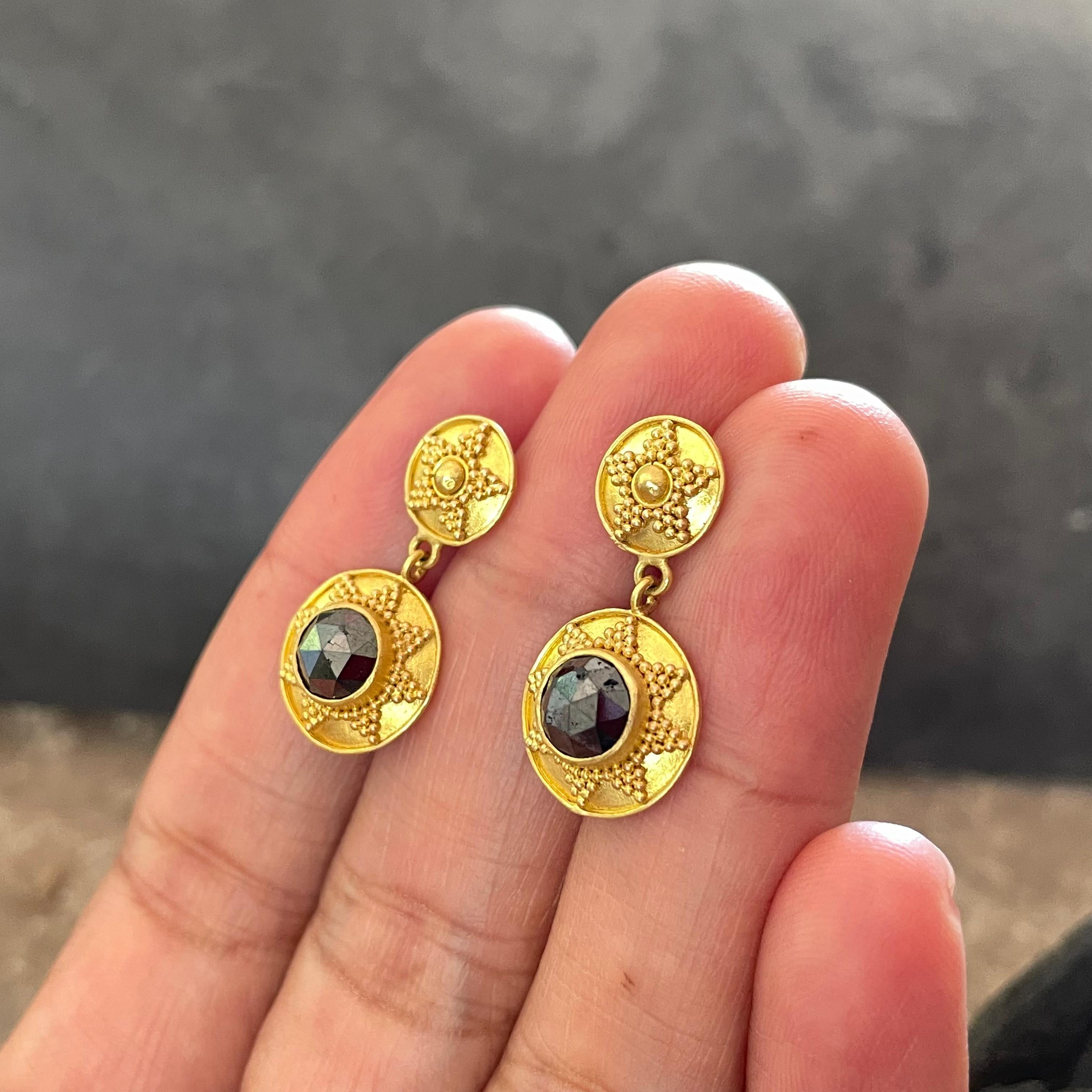 Steven Battelle 2.4 Carats Black Diamond 22K Gold Post Earrings In New Condition For Sale In Soquel, CA
