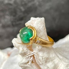 Steven Battelle 2.4 Carats Cabochon Emerald Diamond 18K Gold Ring