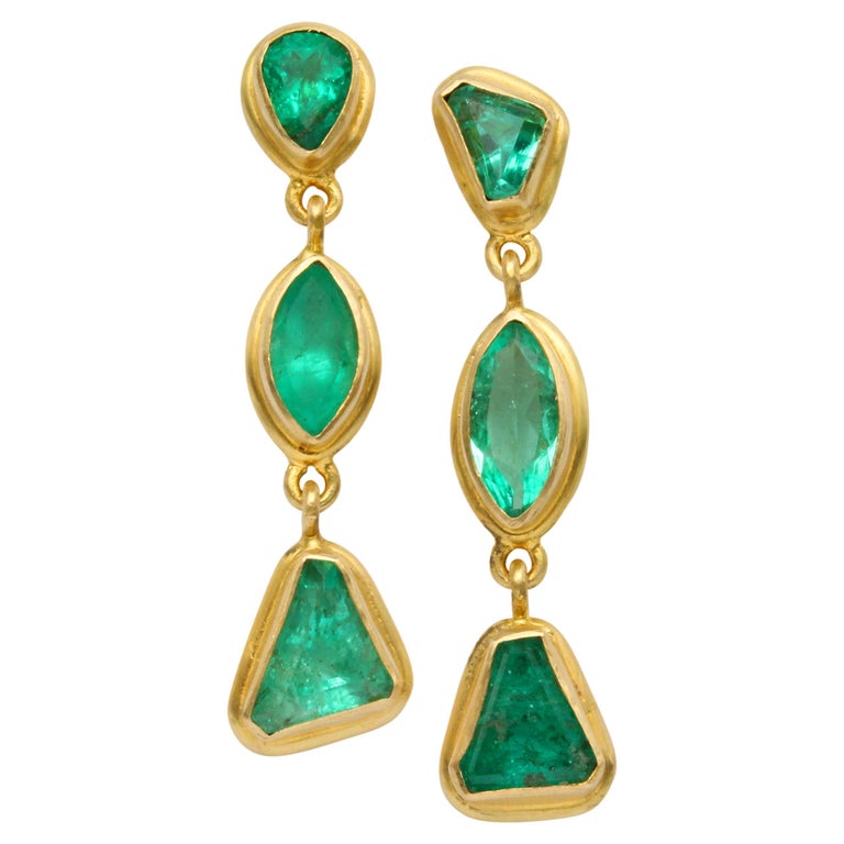 Steven Battelle 2.5 Carats Columbian Emeralds 18k Gold Post Earring For