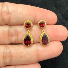 Steven Battelle 2.5 Carats Mozambique Garnet 18K Gold Post Earrings