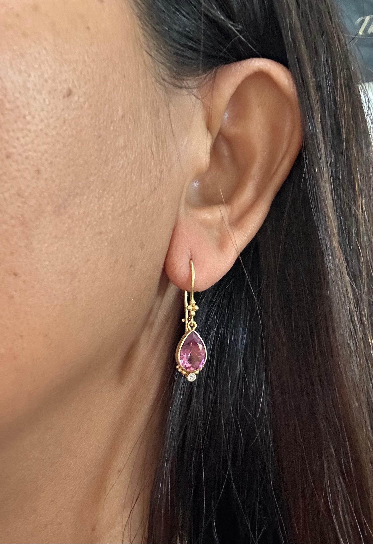 Contemporary Steven Battelle 2.5 Carats Pink Tourmaline Diamonds 18K Gold Earrings For Sale