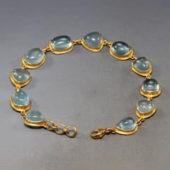 Steven Battelle, bracelet en or 18 carats avec aigue-marine cabochon de 25,4 carats