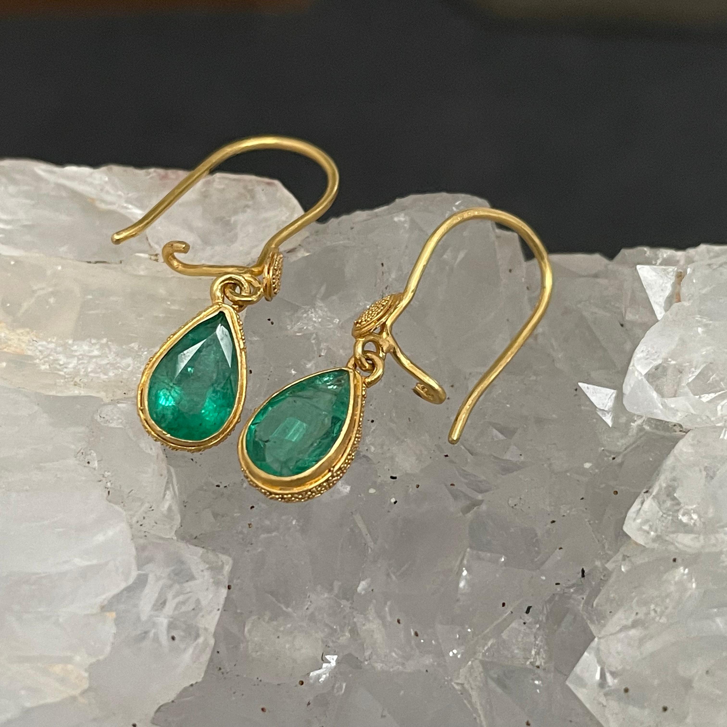 Pear Cut Steven Battelle 2.6 Carat Emerald Drop Earrings 22K Gold For Sale