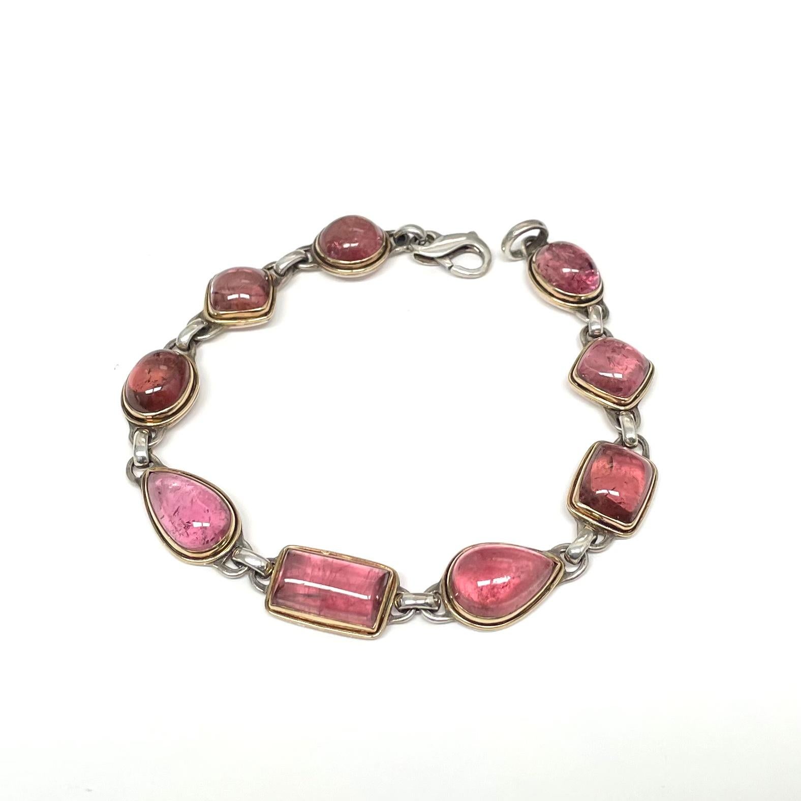 Contemporain Steven Battelle Bracelet en or 18 carats avec tourmaline rose 26,7 carats et chaton en argent en vente