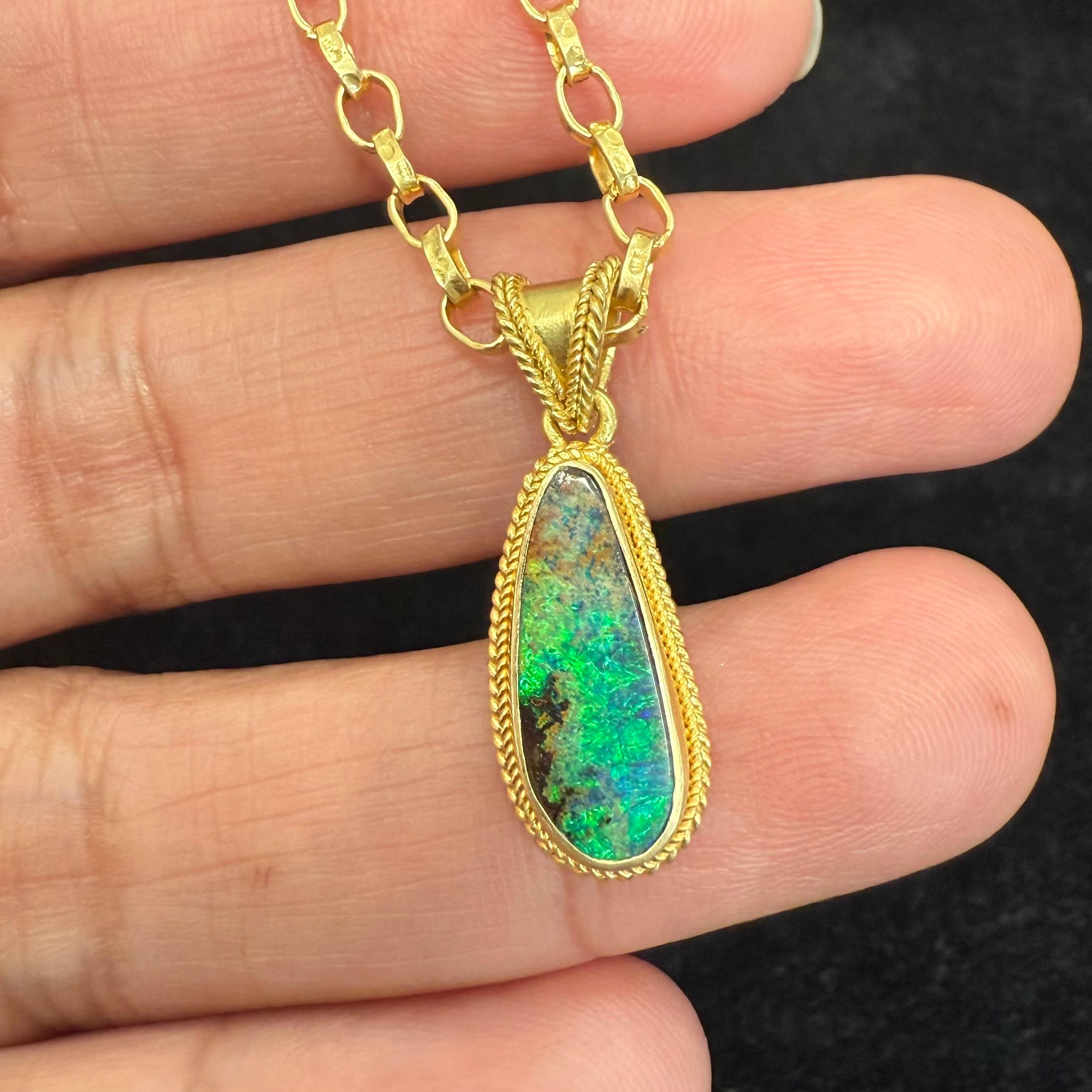 Steven Battelle 2,7 Karat Australischer Boulder Opal 18K Gold Anhänger (Gemischter Schliff) im Angebot