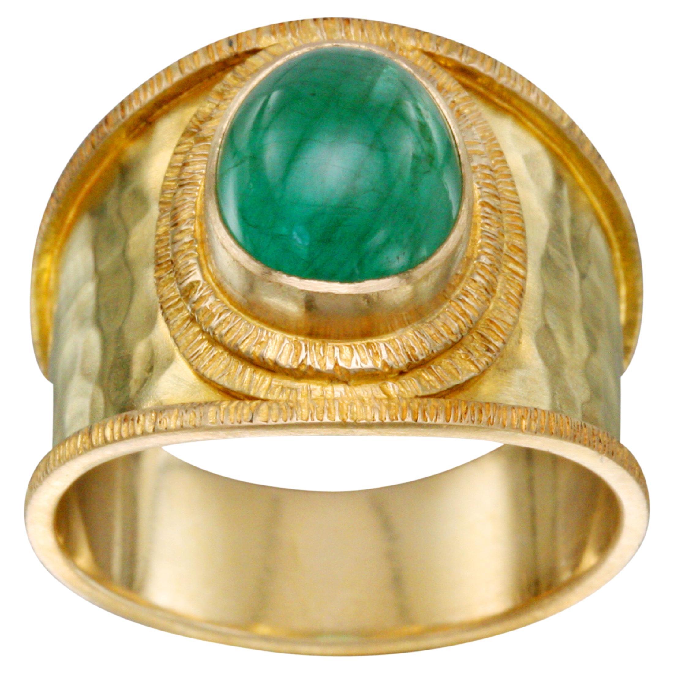 Steven Battelle 2.7 Carats Cabochon Emerald 18K Gold Ring For Sale