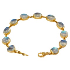 Steven Battelle 27::1 Karat Regenbogen Mondstein 18K Gold Armband