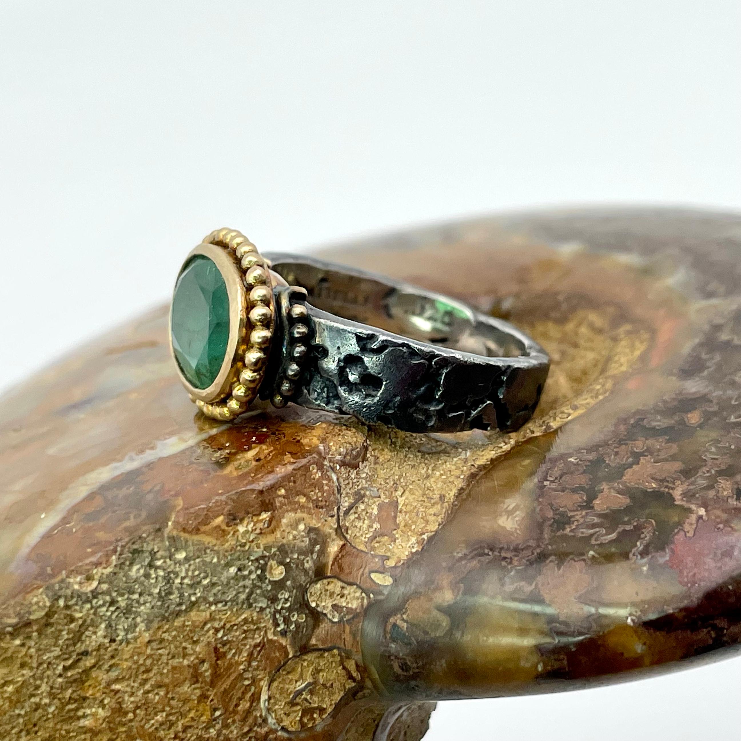 Steven Battelle 2.8 Carats Emerald Oxidized Silver 18K Gold Ring For Sale 6