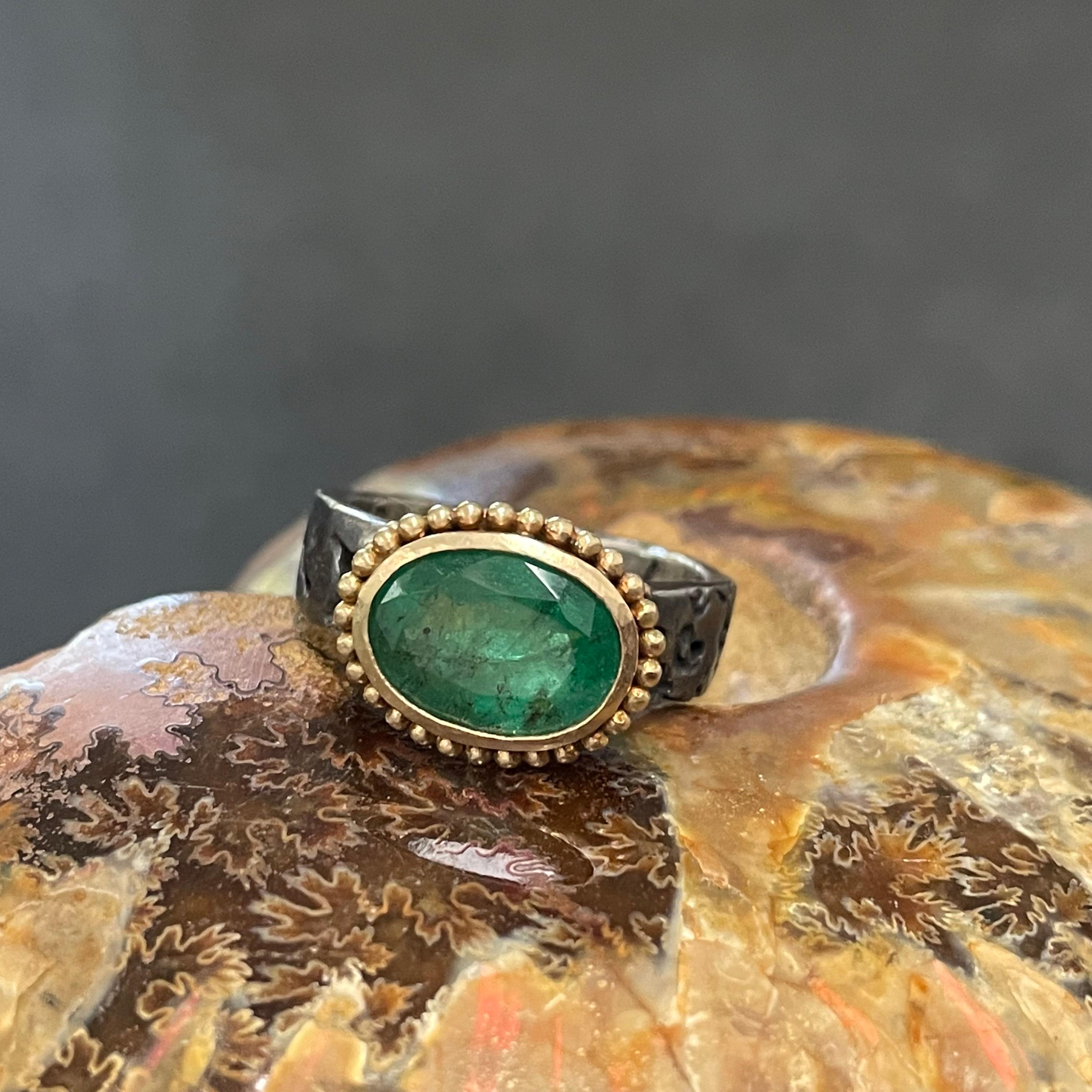 Steven Battelle 2.8 Carats Emerald Oxidized Silver 18K Gold Ring For Sale 11