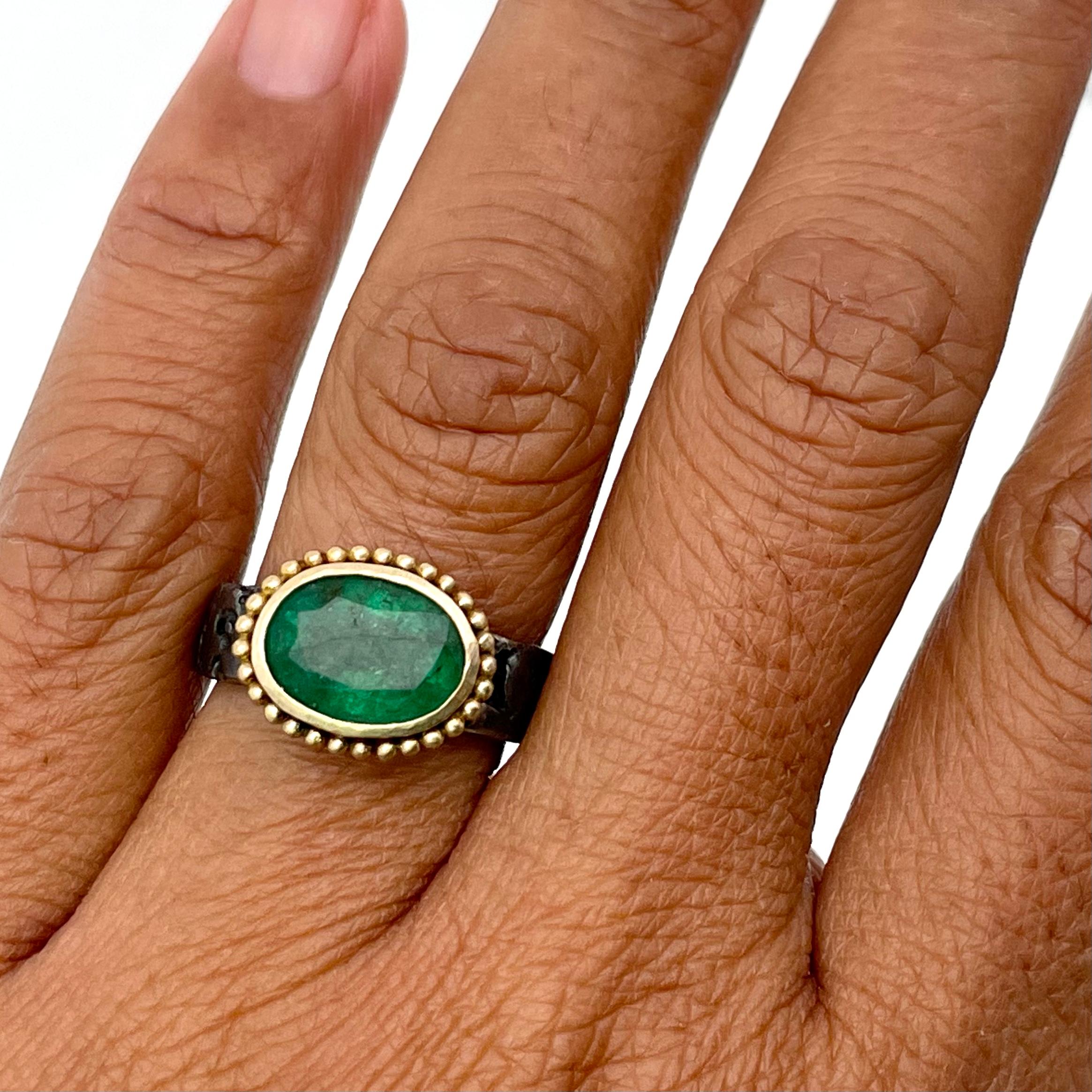 Steven Battelle 2.8 Carats Emerald Oxidized Silver 18K Gold Ring For Sale 2