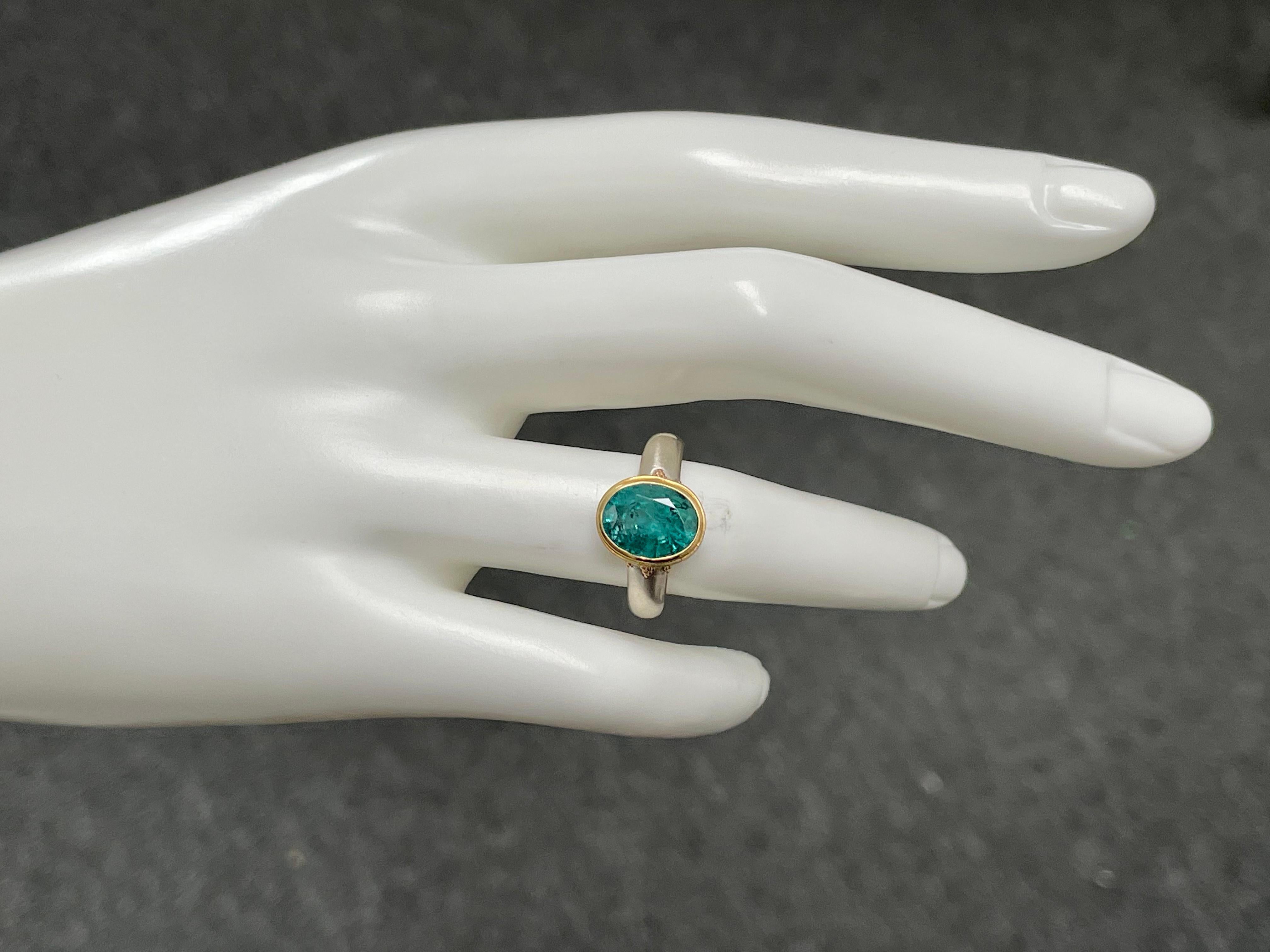 2,8 Karat Smaragd-Smaragd-Ring aus Sterling/18K Gold von Steven Battelle im Zustand „Neu“ im Angebot in Soquel, CA