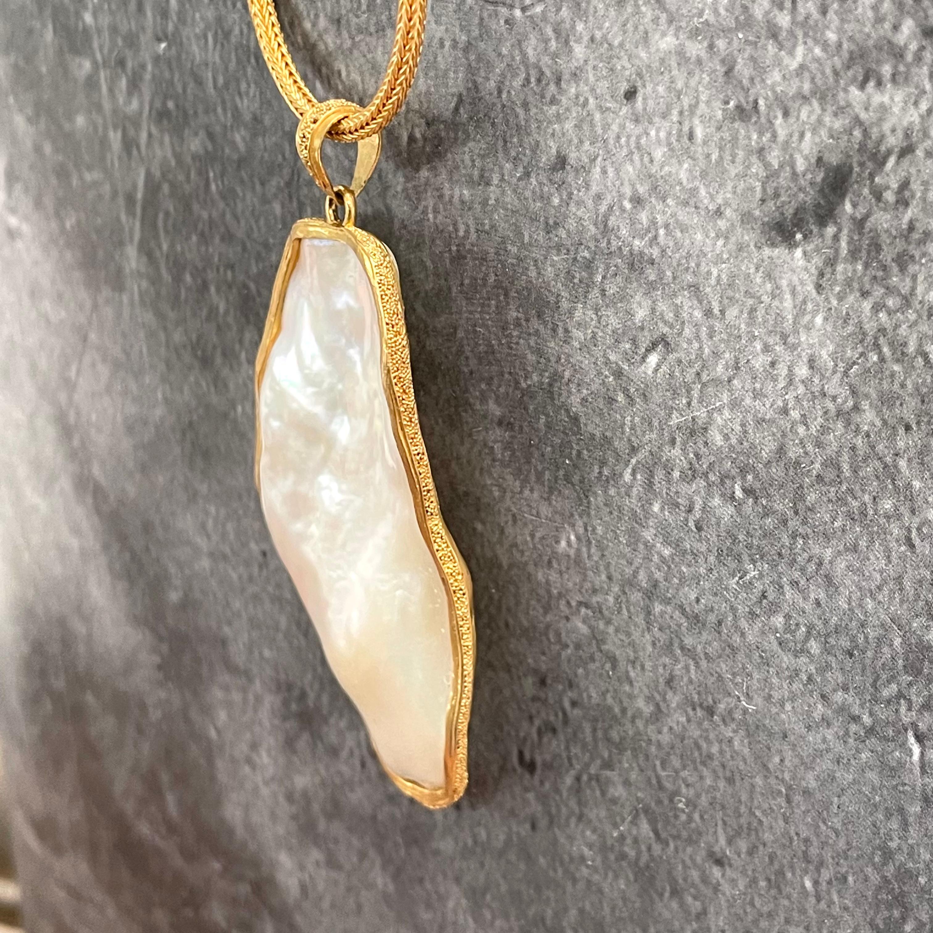 Steven Battelle 29 Carat Large Freshwater Pearl 22k Gold Pendant In New Condition In Soquel, CA