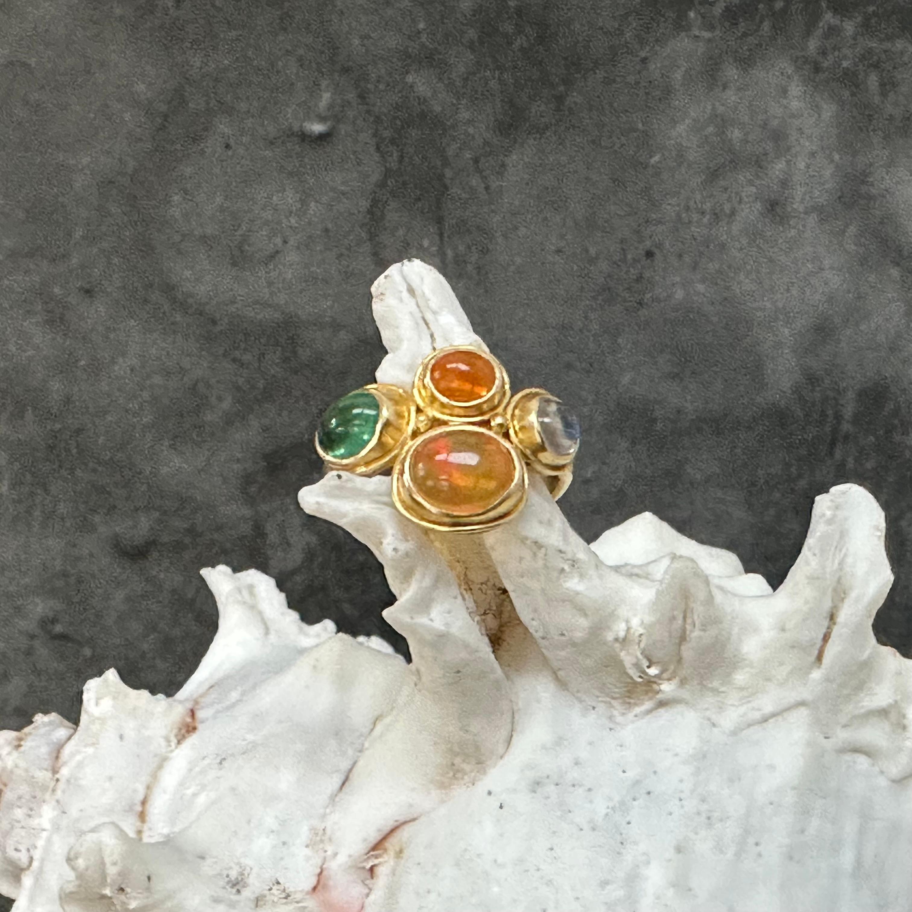 Steven Battelle 2.9 Carats Fire Opal Emerald Rainbow Moonstone 18K Gold Ring For Sale 6