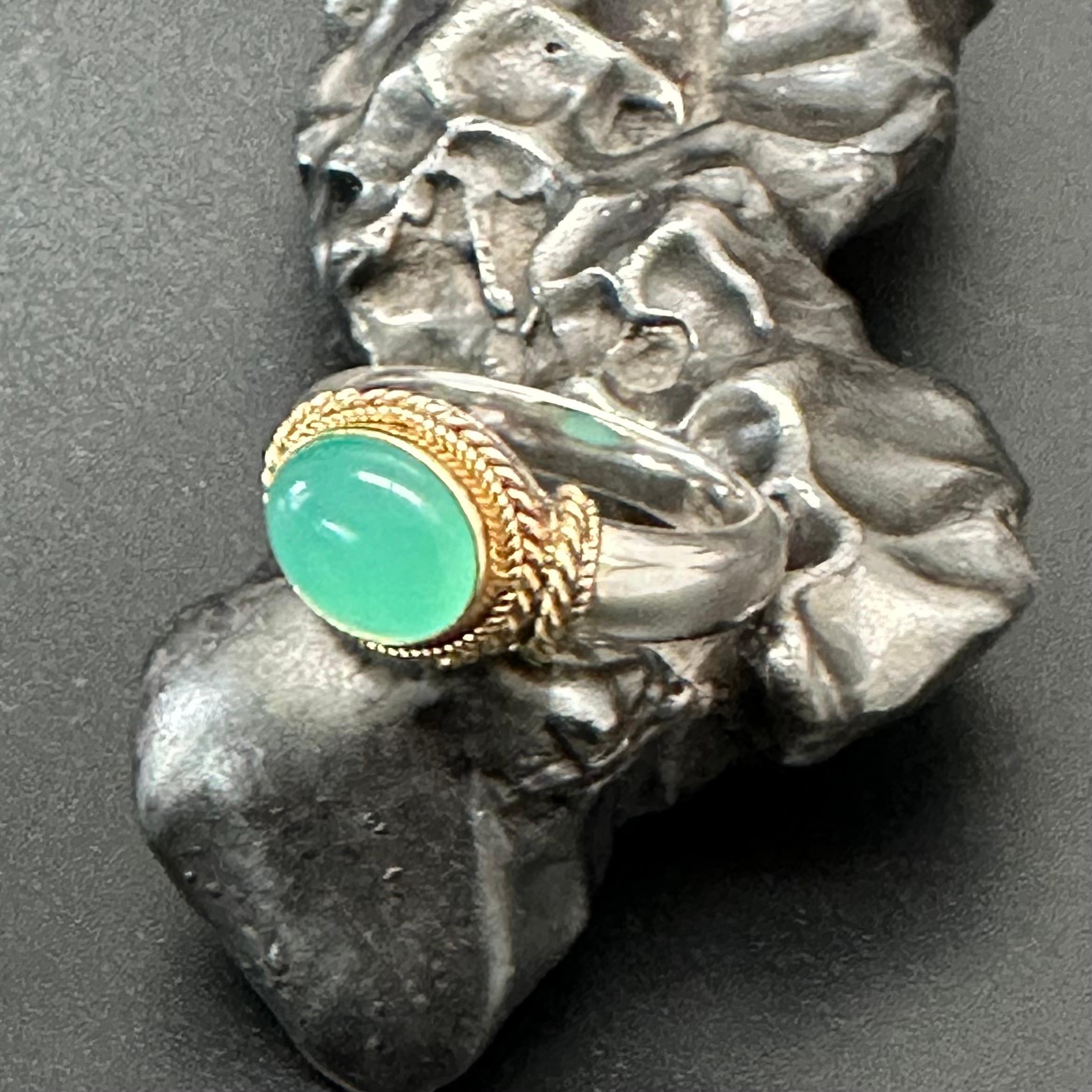 Women's or Men's Steven Battelle 3.3 Carats Chrysoprase 18K Gold/Silver Ring  For Sale