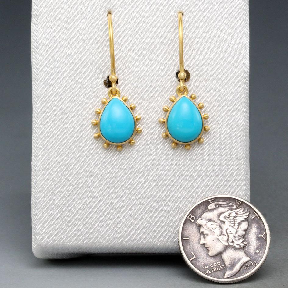3.3 Carats Sleeping Beauty Turquoise 18k Gold Wire Earrings For Sale 3