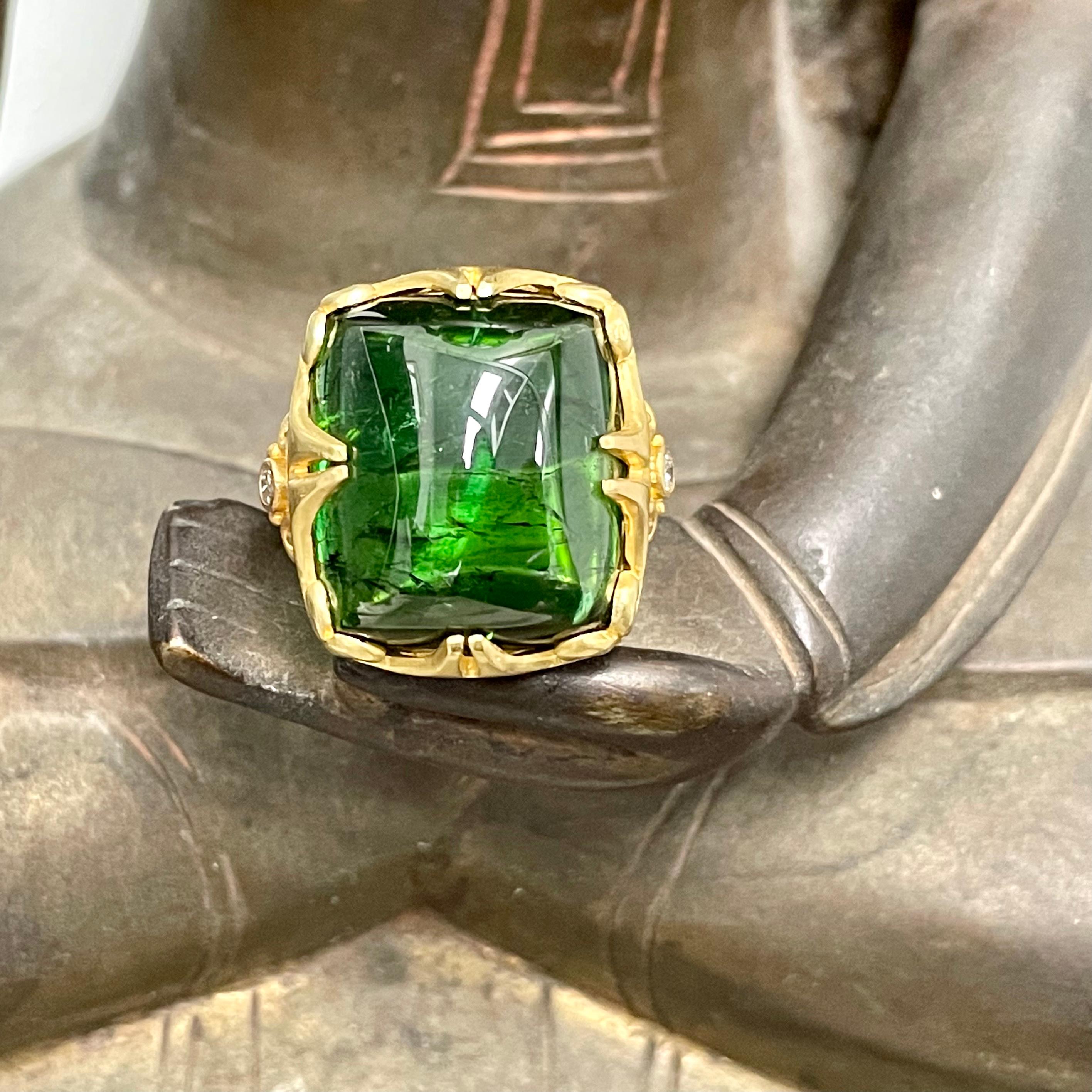 Steven Battelle 34.2 Carats Green Tourmaline Diamonds 18K Gold Ring For Sale 1