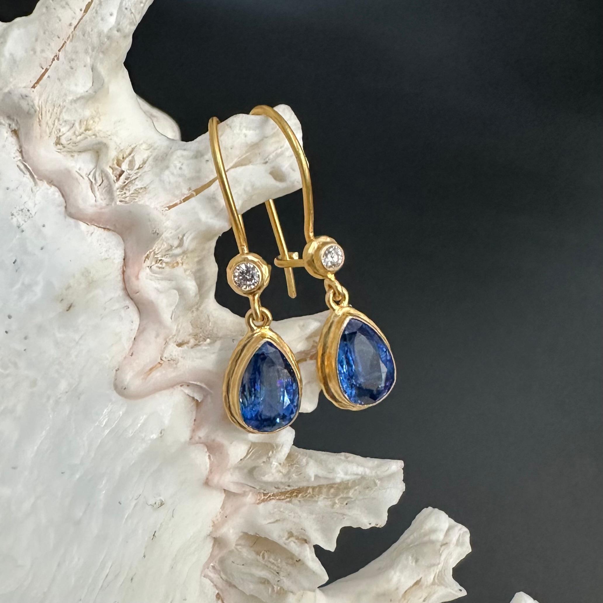 Steven Battelle 3.5 Carats Kyanite Diamond 18K Gold Wire Earrings For Sale 4