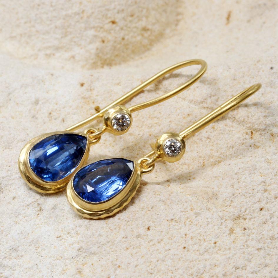 Rose Cut Steven Battelle 3.5 Carats Kyanite Diamond 18K Gold Wire Earrings For Sale