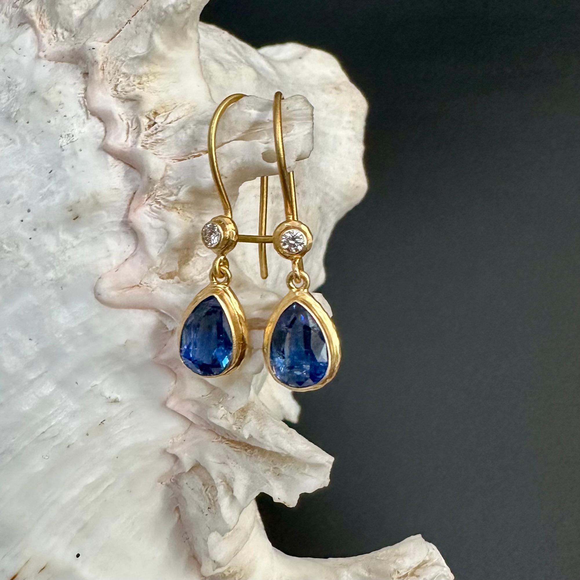 Steven Battelle 3.5 Carats Kyanite Diamond 18K Gold Wire Earrings For Sale 3