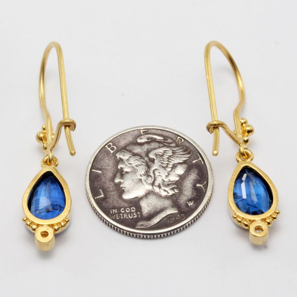 Women's or Men's Steven Battelle 3.6 Carats Kyanite Diamond 18K Gold Wire Earrings For Sale