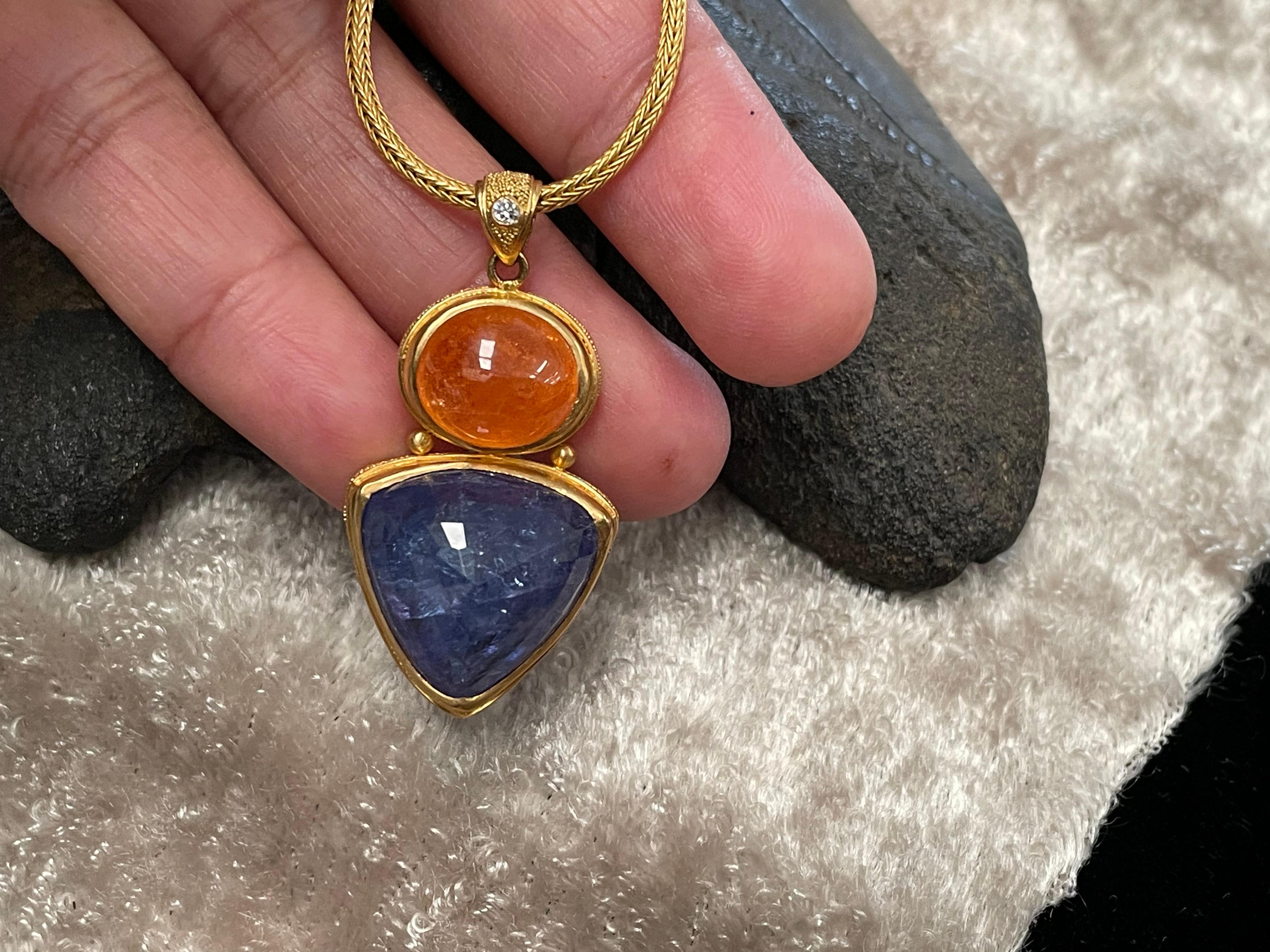Steven Battelle Pendentif en or 22 carats avec tanzanite et diamants spessartites de 36,8 carats en vente 4