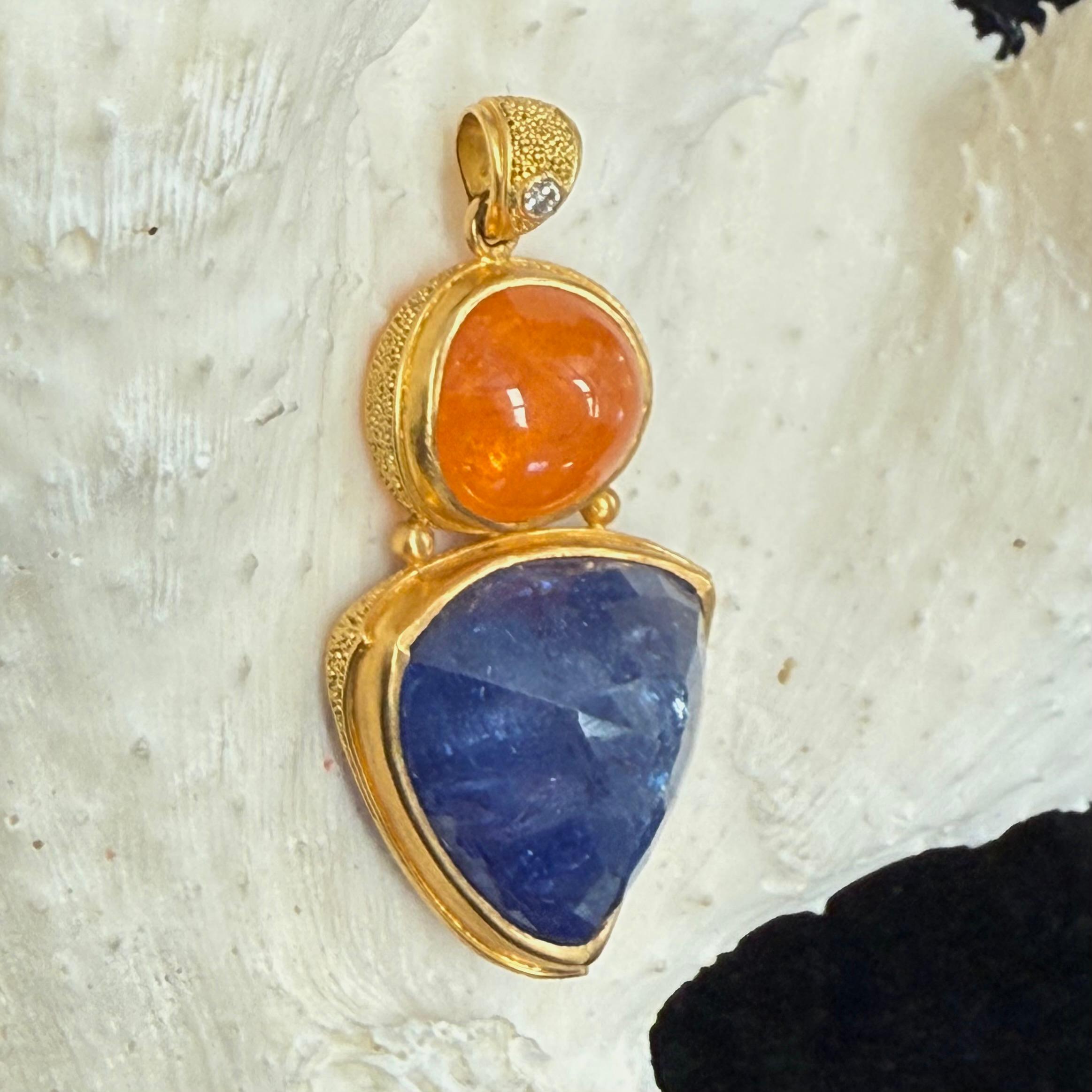 Contemporain Steven Battelle Pendentif en or 22 carats avec tanzanite et diamants spessartites de 36,8 carats en vente