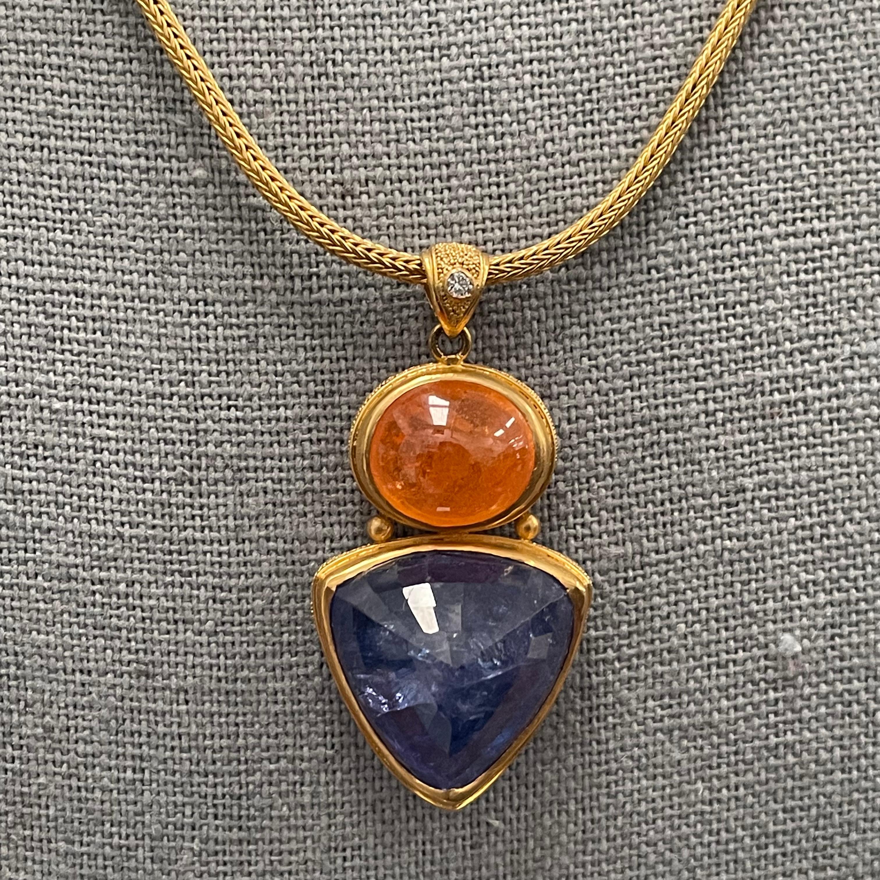 Steven Battelle Pendentif en or 22 carats avec tanzanite et diamants spessartites de 36,8 carats en vente 2