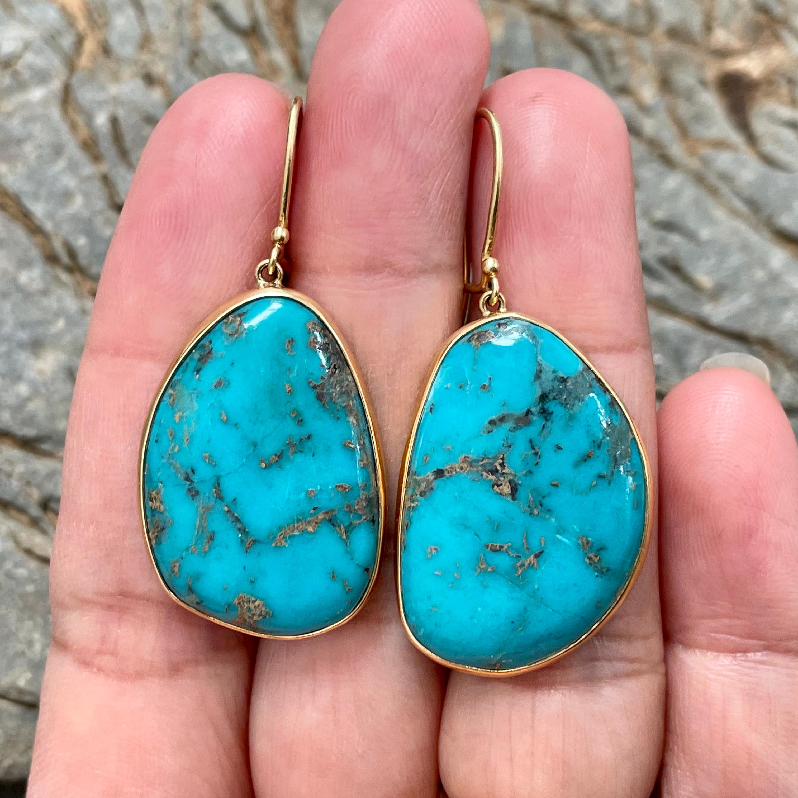 Contemporary Steven Battelle 36.8 Carats Turquoise 18K Gold Wire Earrings