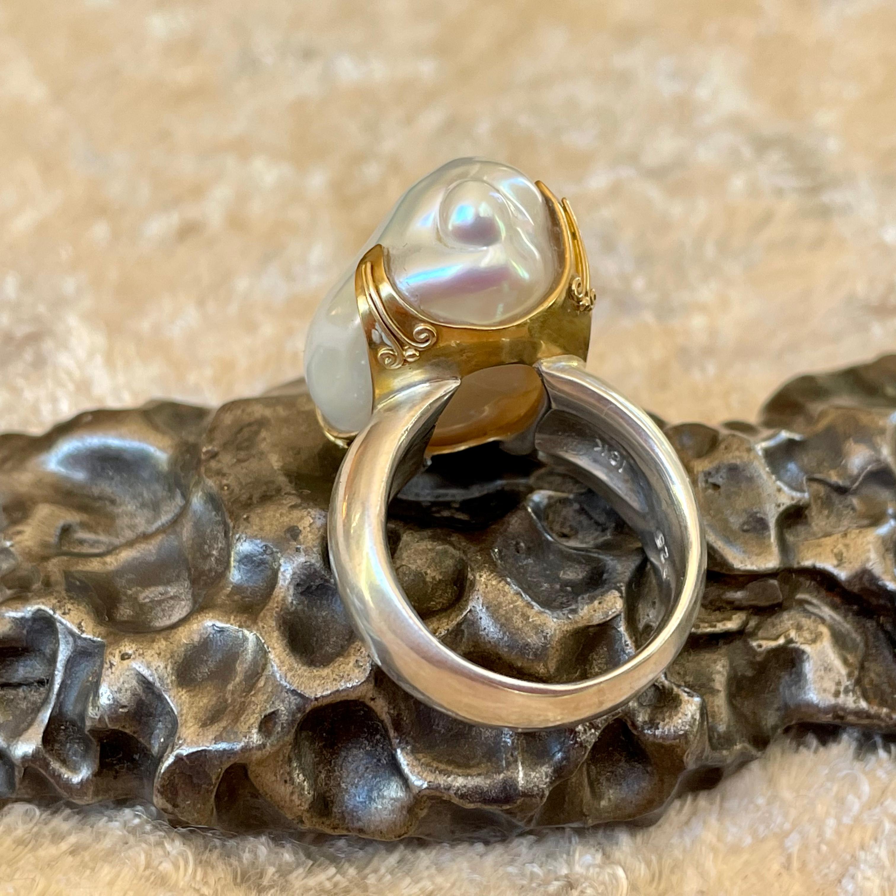 Steven Battelle 37 Karat Perle Gold Lünette Silber Schaft Ring im Zustand „Neu“ in Soquel, CA