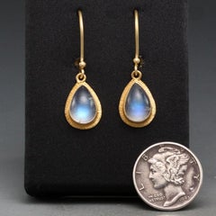 Steven Battelle 3.9 Carats Rainbow Moonstone 18k Gold Earrings