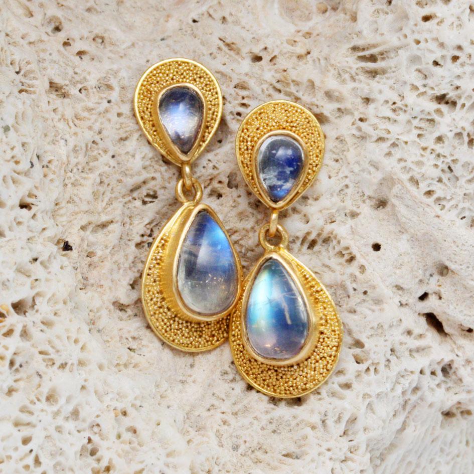 Steven Battelle 3.9 Carats Rainbow Moonstone 22K Gold Post Earrings For Sale 6
