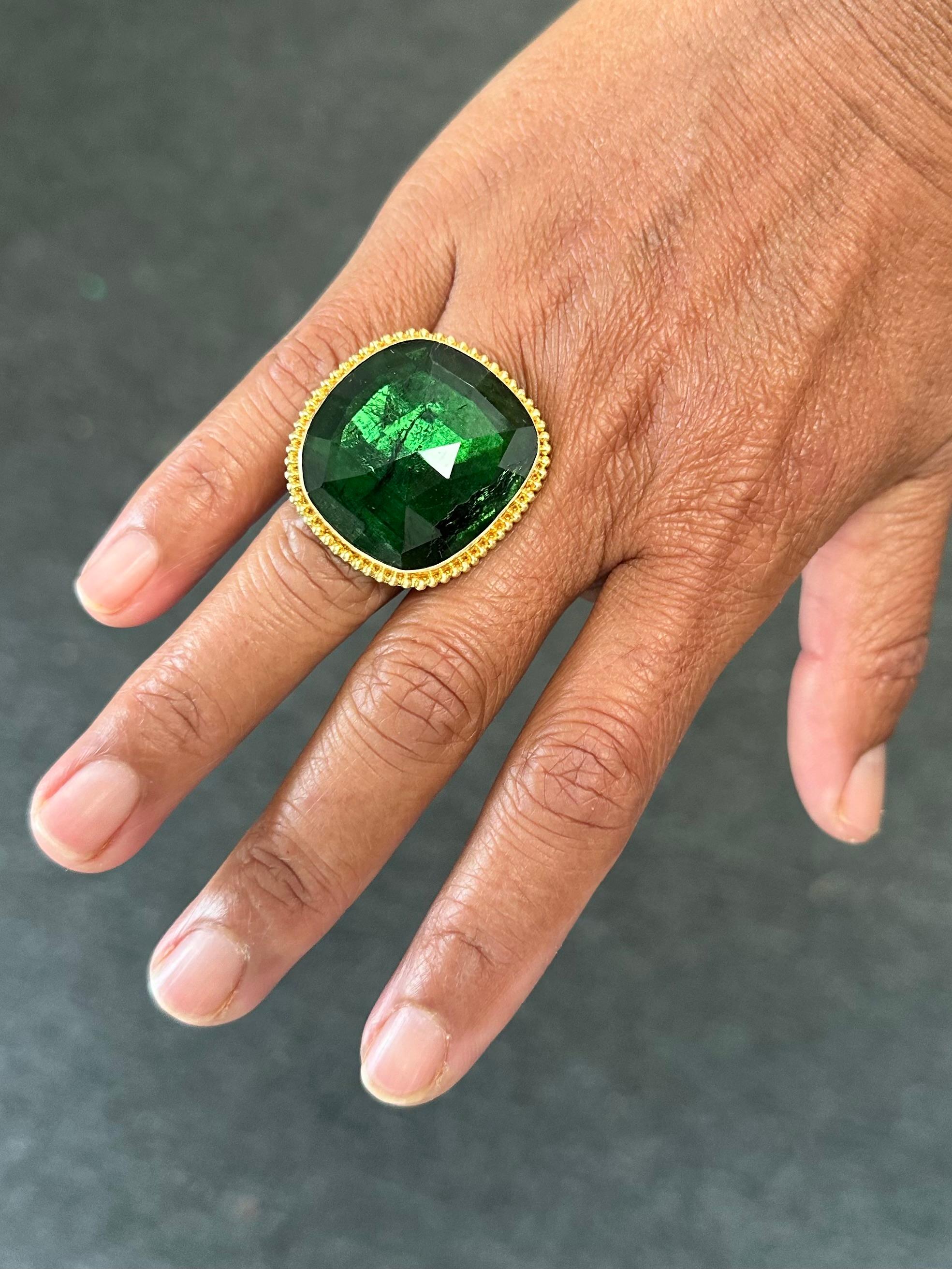 Steven Battelle 40,3 Karat Grüner Turmalin 18K Gold Cocktail-Ring 2