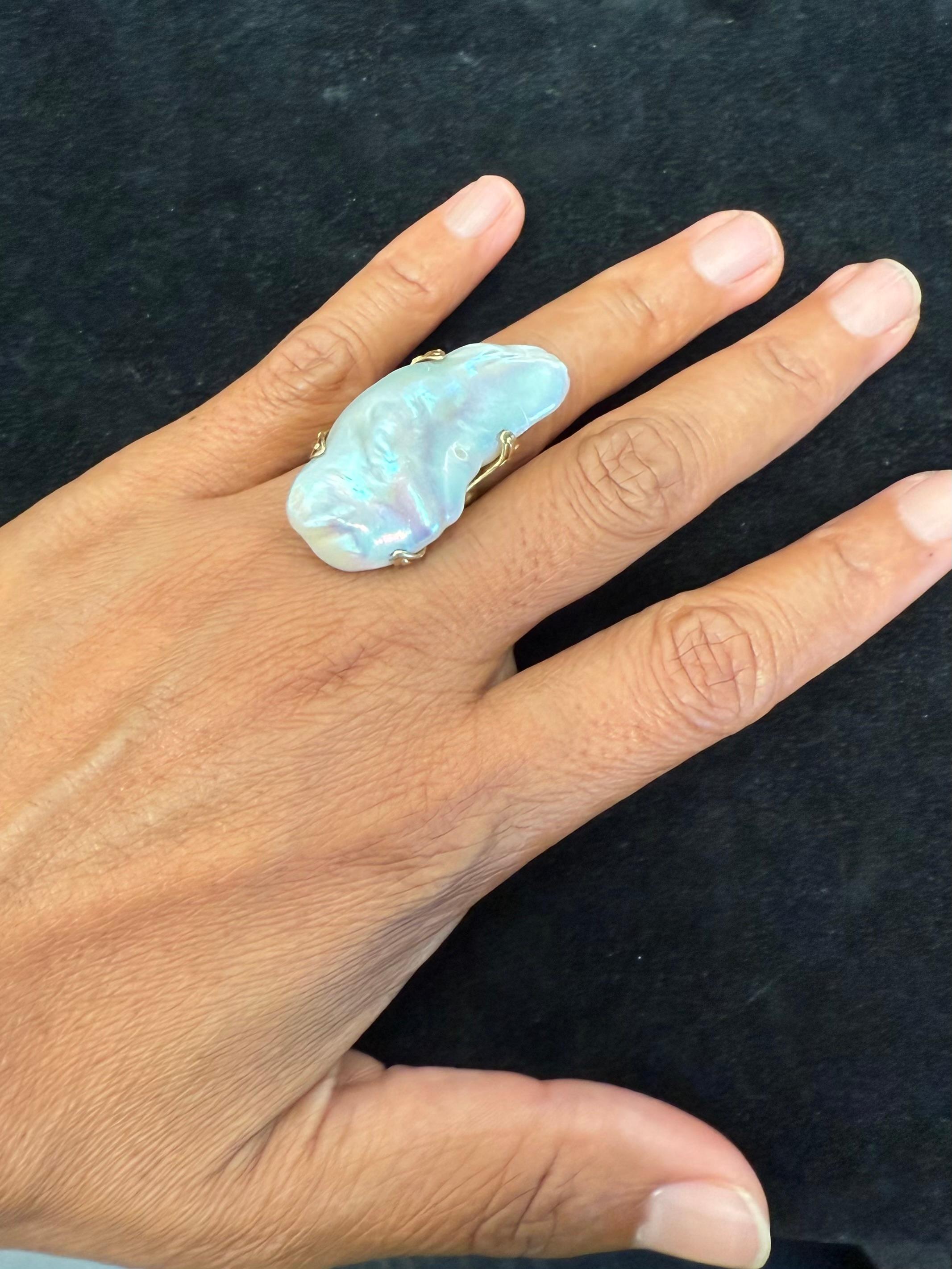 Bague en or 18 carats Steven Battelle 40,5 carats de perles d'eau douce blanches en vente 6