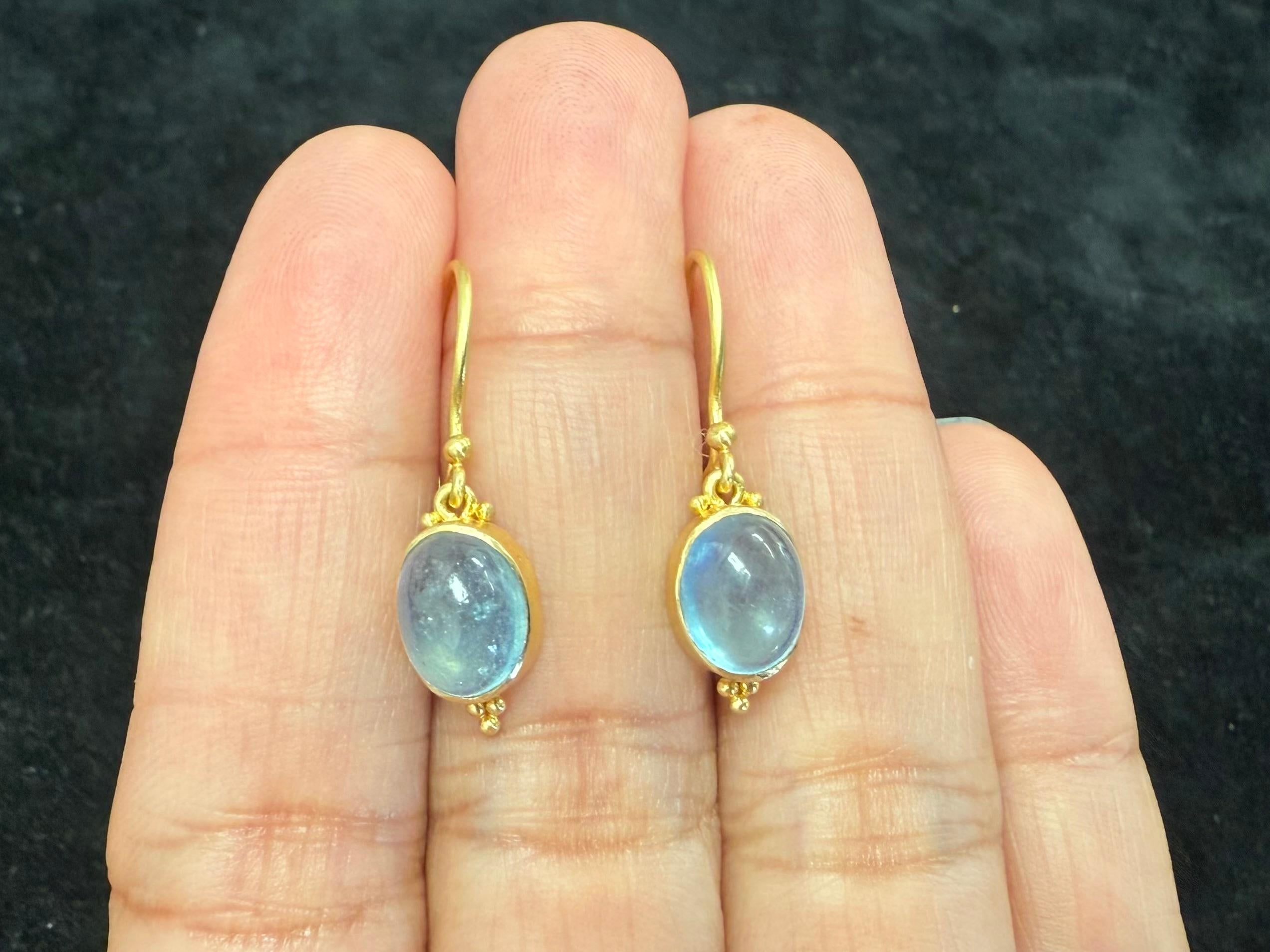 Steven Battelle 4,1 Karat Cabochon Aquamarin 18K Gold Ohrringe im Angebot 3