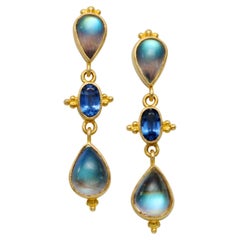 Steven Battelle 4.3 Carats Rainbow Moonstone Kyanite 18K Gold Post Earrings