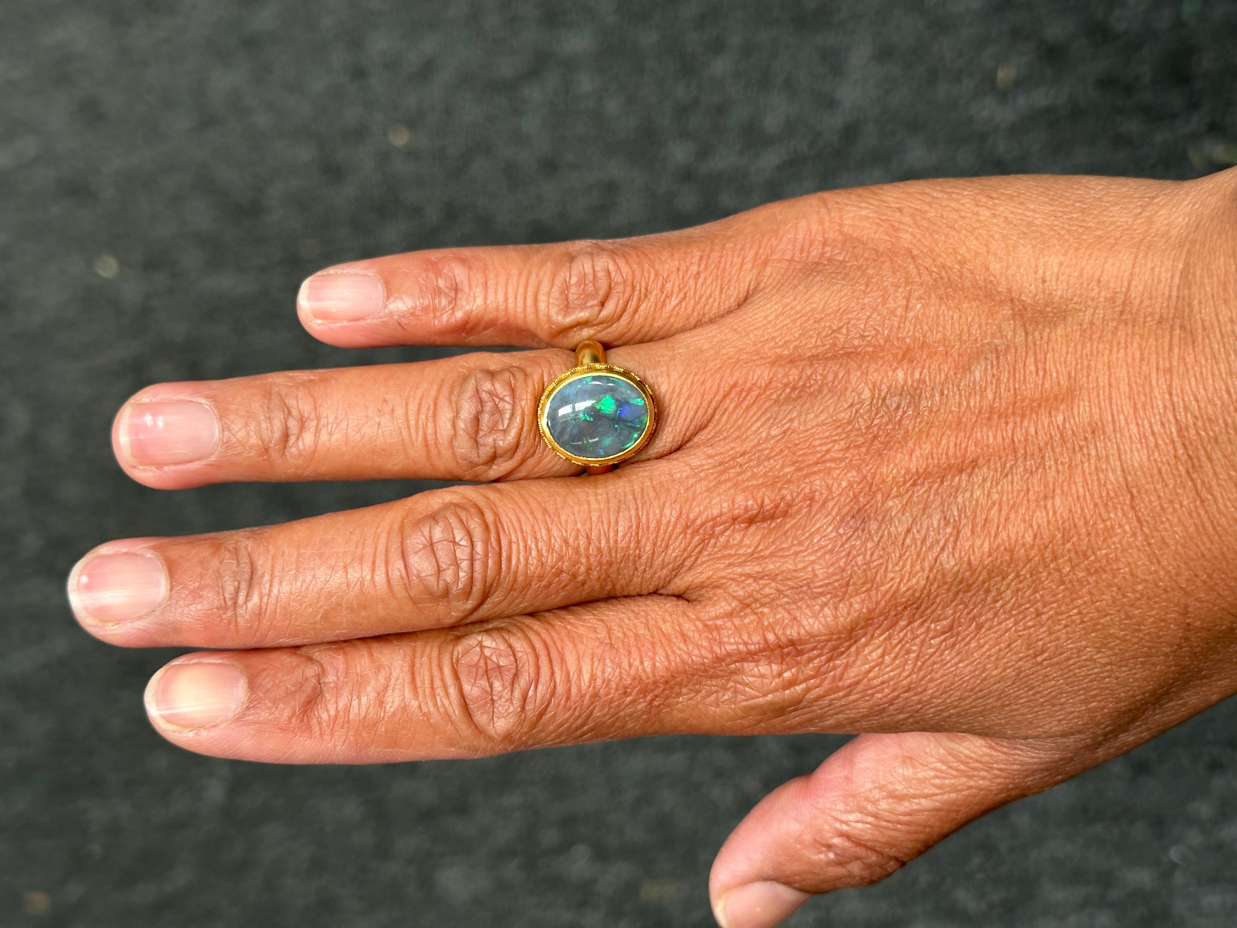 Steven Battelle 4.7 Carats Lightning Ridge Black Opal 22K Gold Ring In New Condition For Sale In Soquel, CA