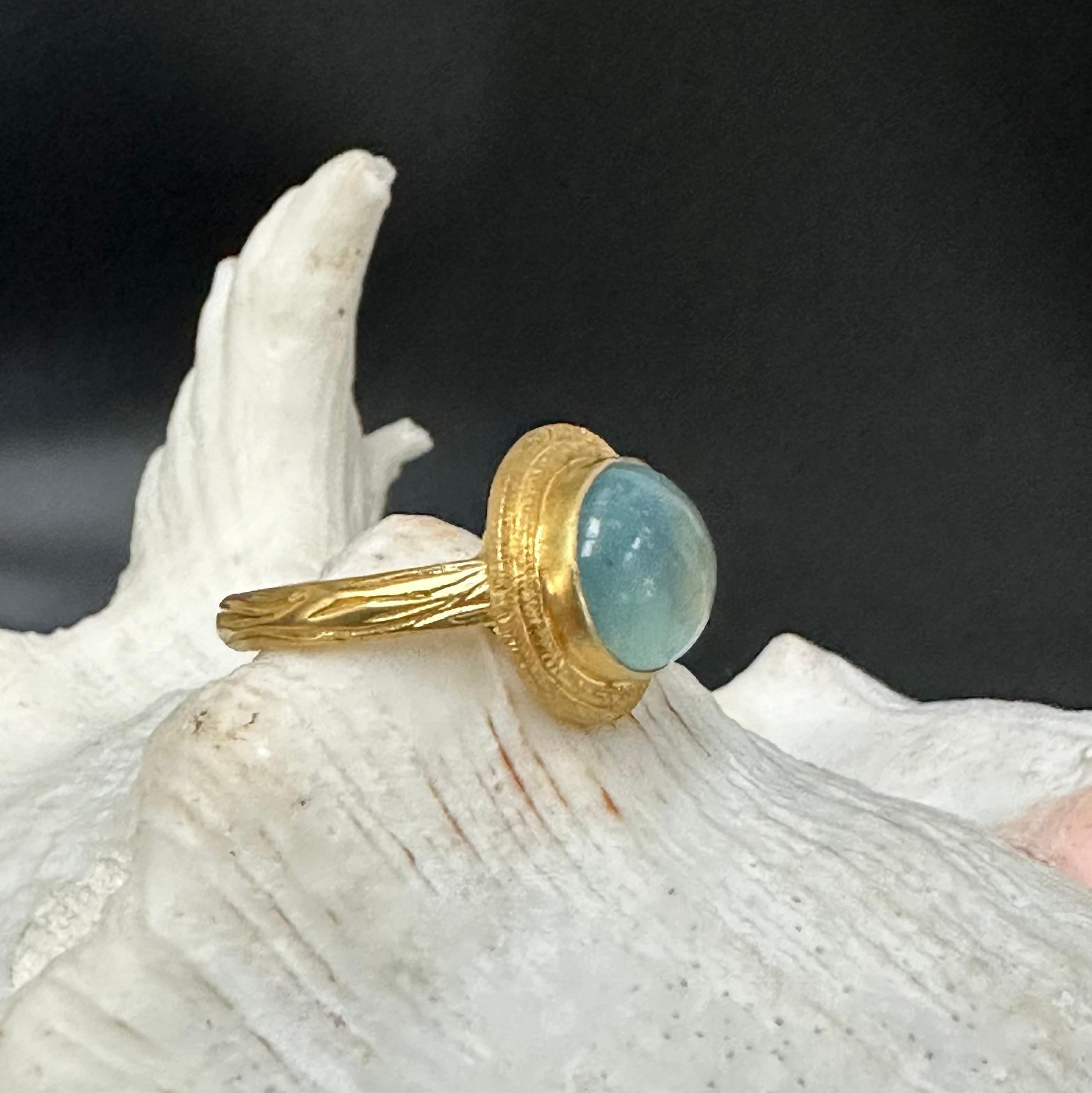 Steven Battelle 4.8 Carats Cabochon Aquamarine 18K Gold Ring For Sale 6