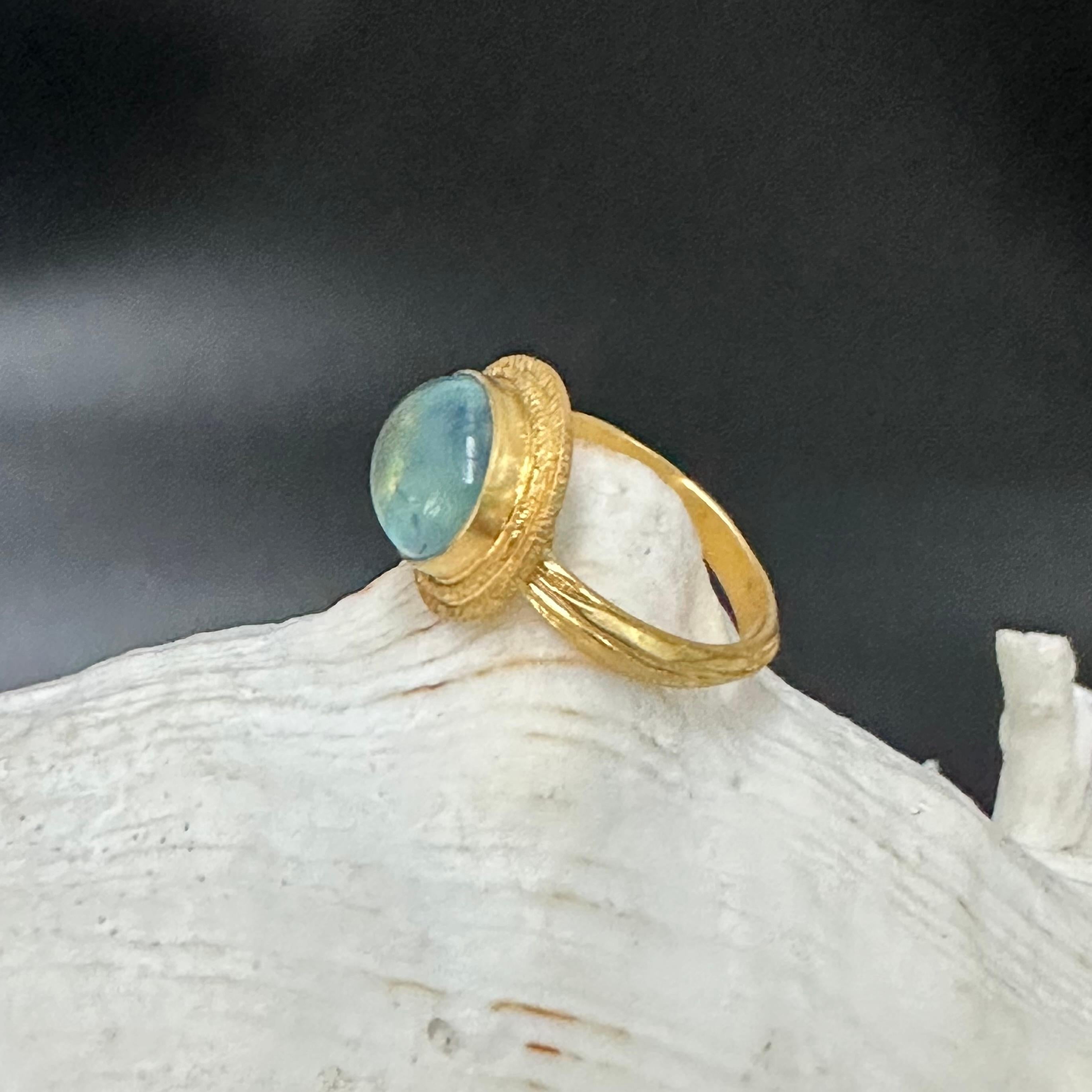 Steven Battelle 4.8 Carats Cabochon Aquamarine 18K Gold Ring For Sale 7