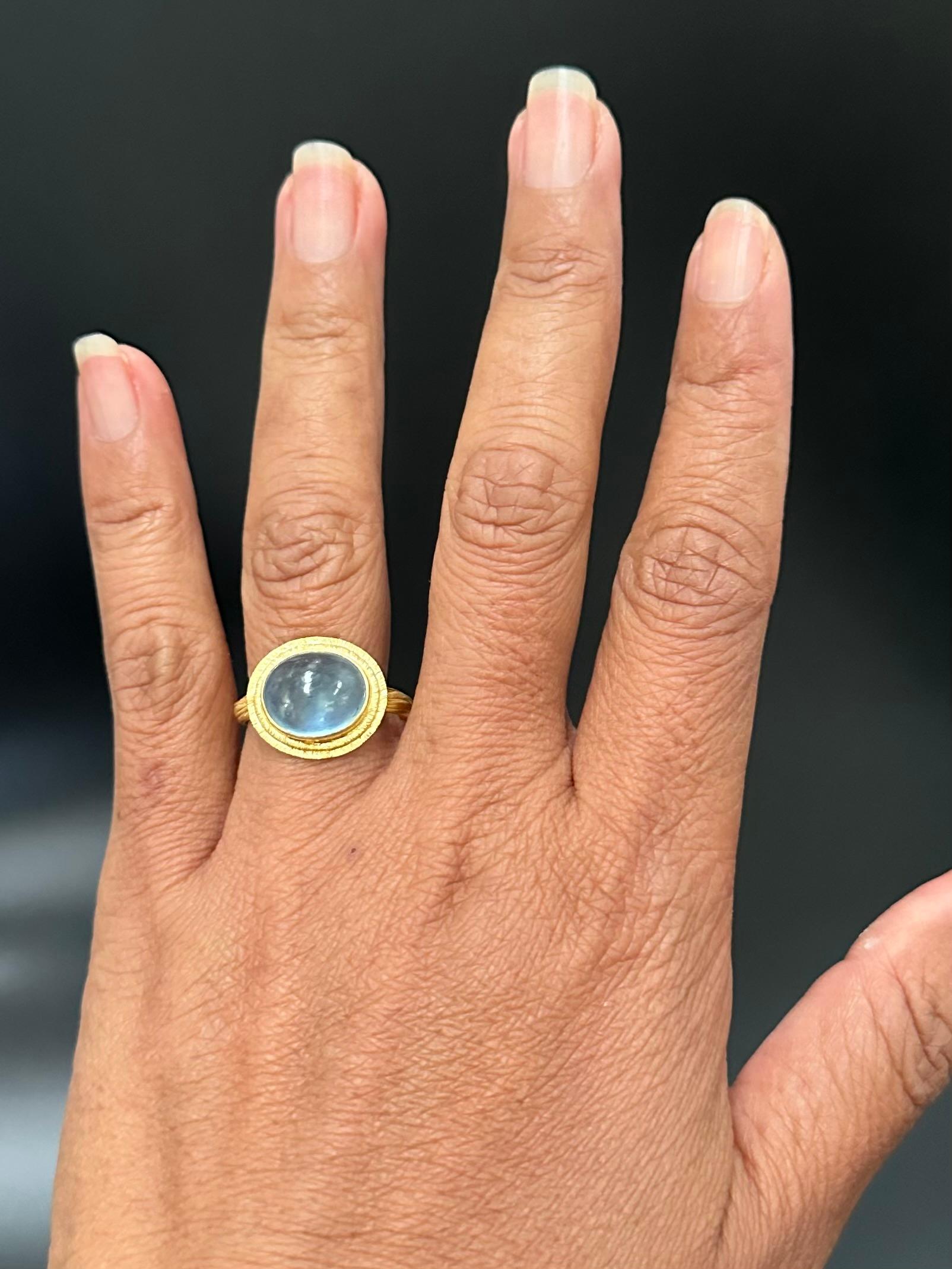 Steven Battelle 4.8 Carats Cabochon Aquamarine 18K Gold Ring For Sale 4