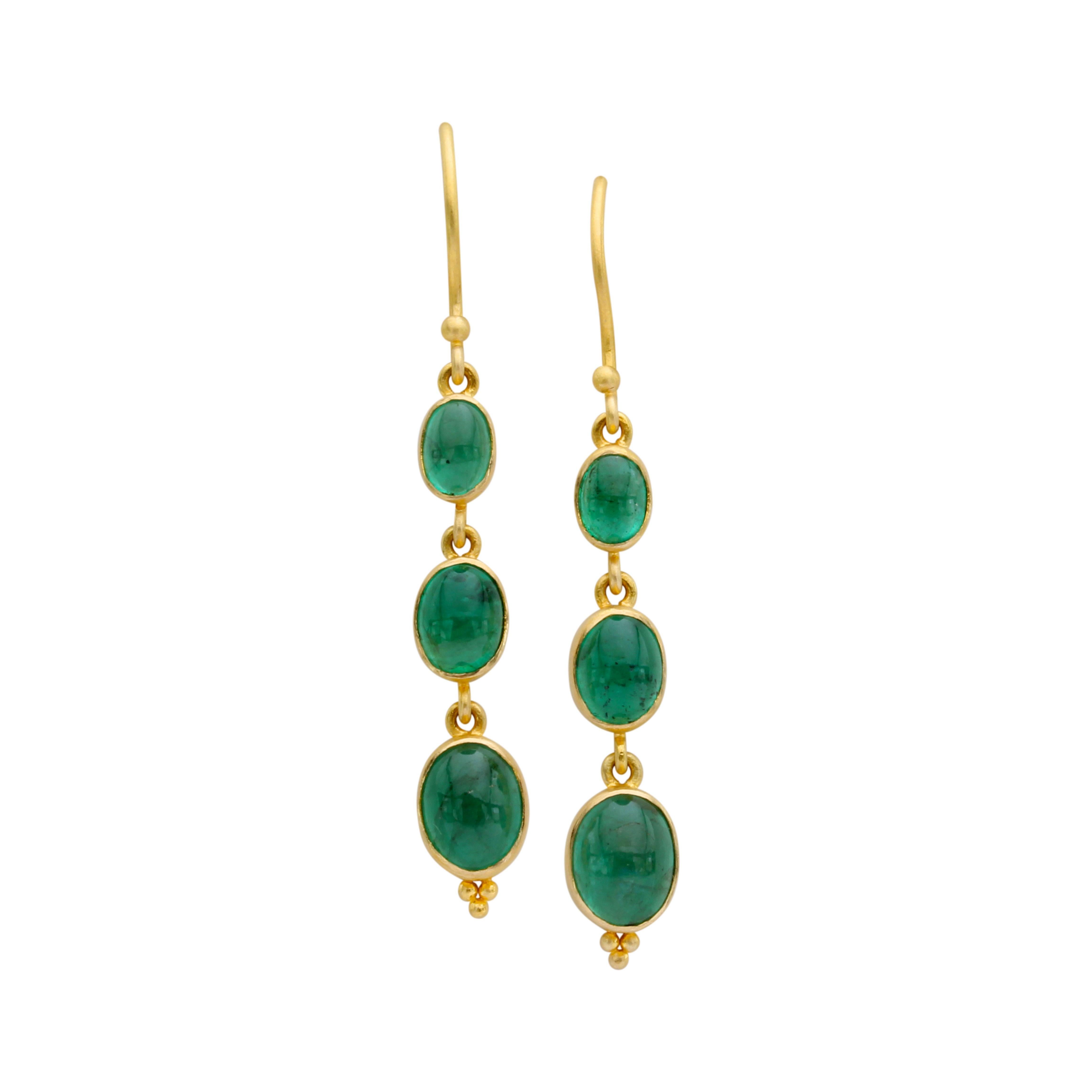 Steven Battelle 4.8 Carats Cabochon Emeralds 18K Gold Dangle Earrings
