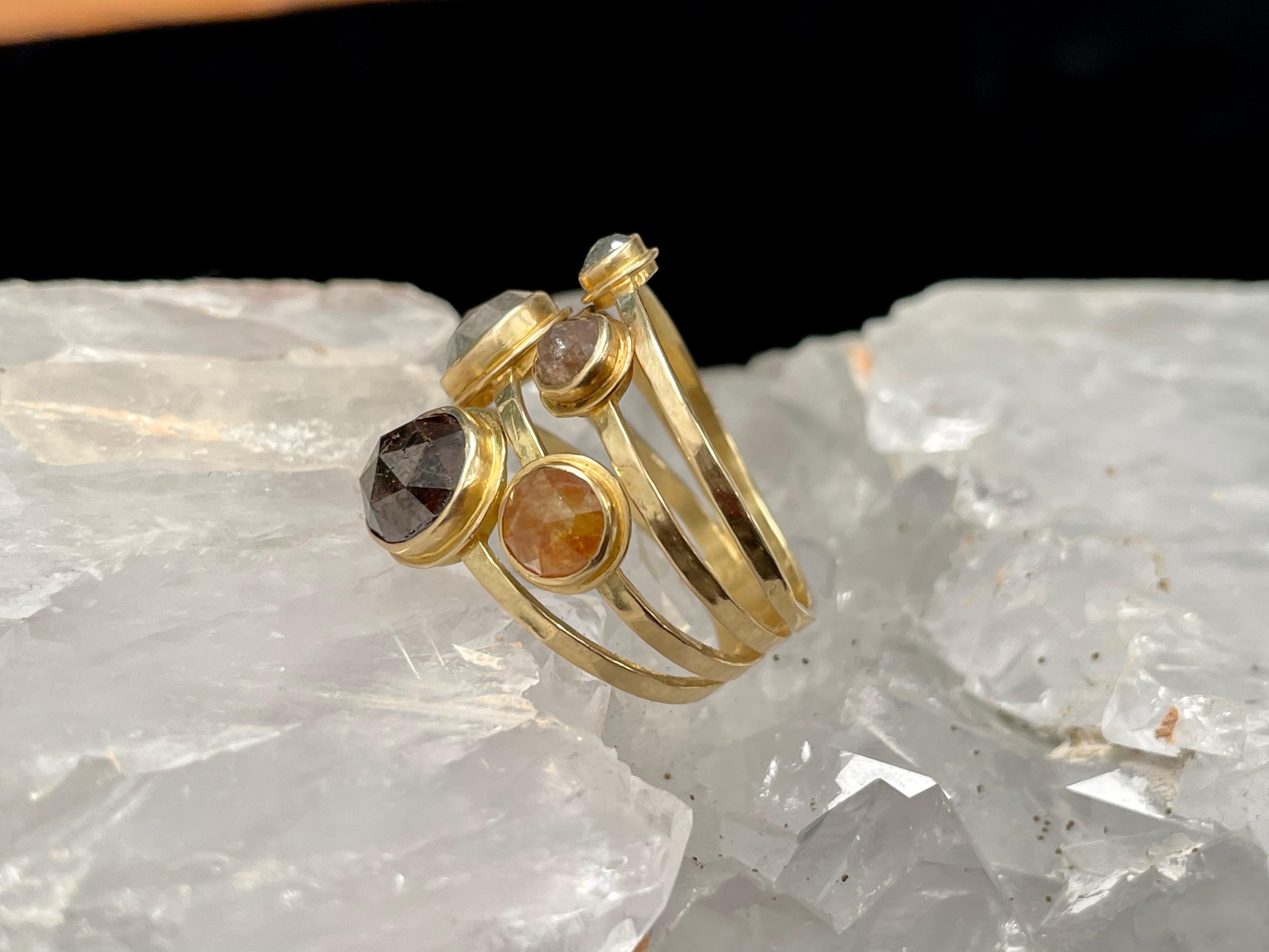 For Sale:  Steven Battelle 4.8 Carats Multi Size Natural Diamonds 18k Gold Ring 7