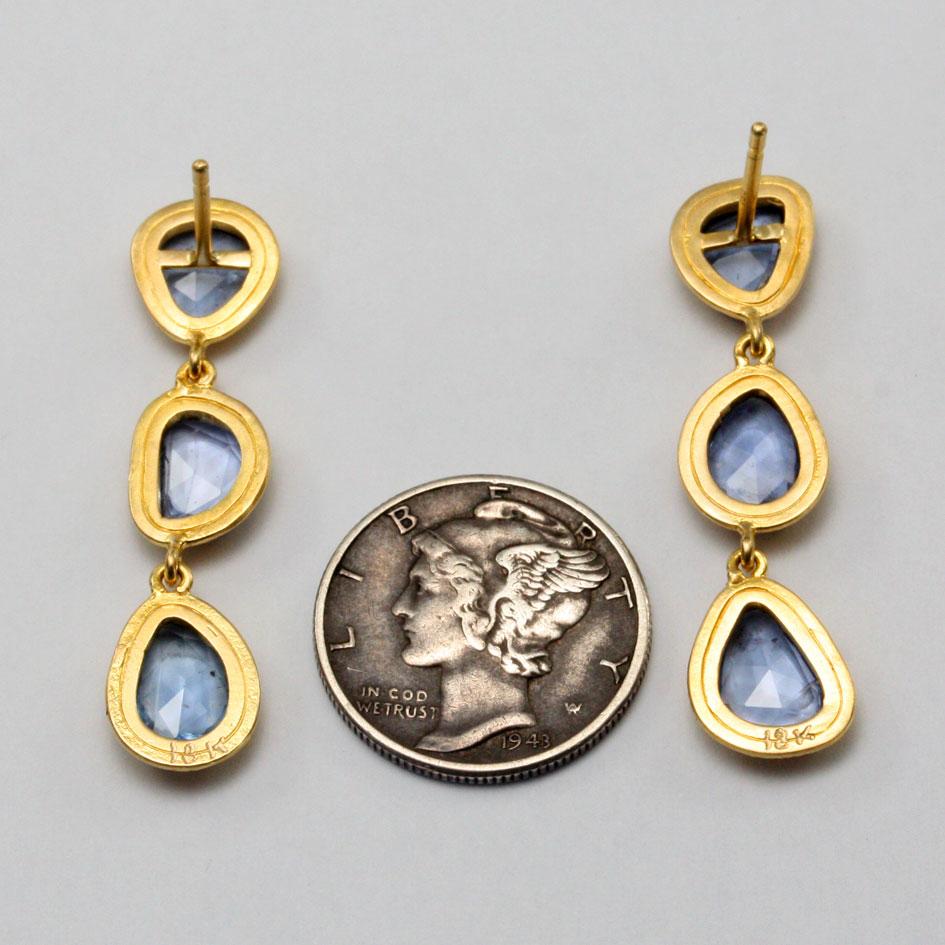 Mixed Cut Steven Battelle 4.9 Carats Blue Sapphires 18K Gold Post Earrings For Sale
