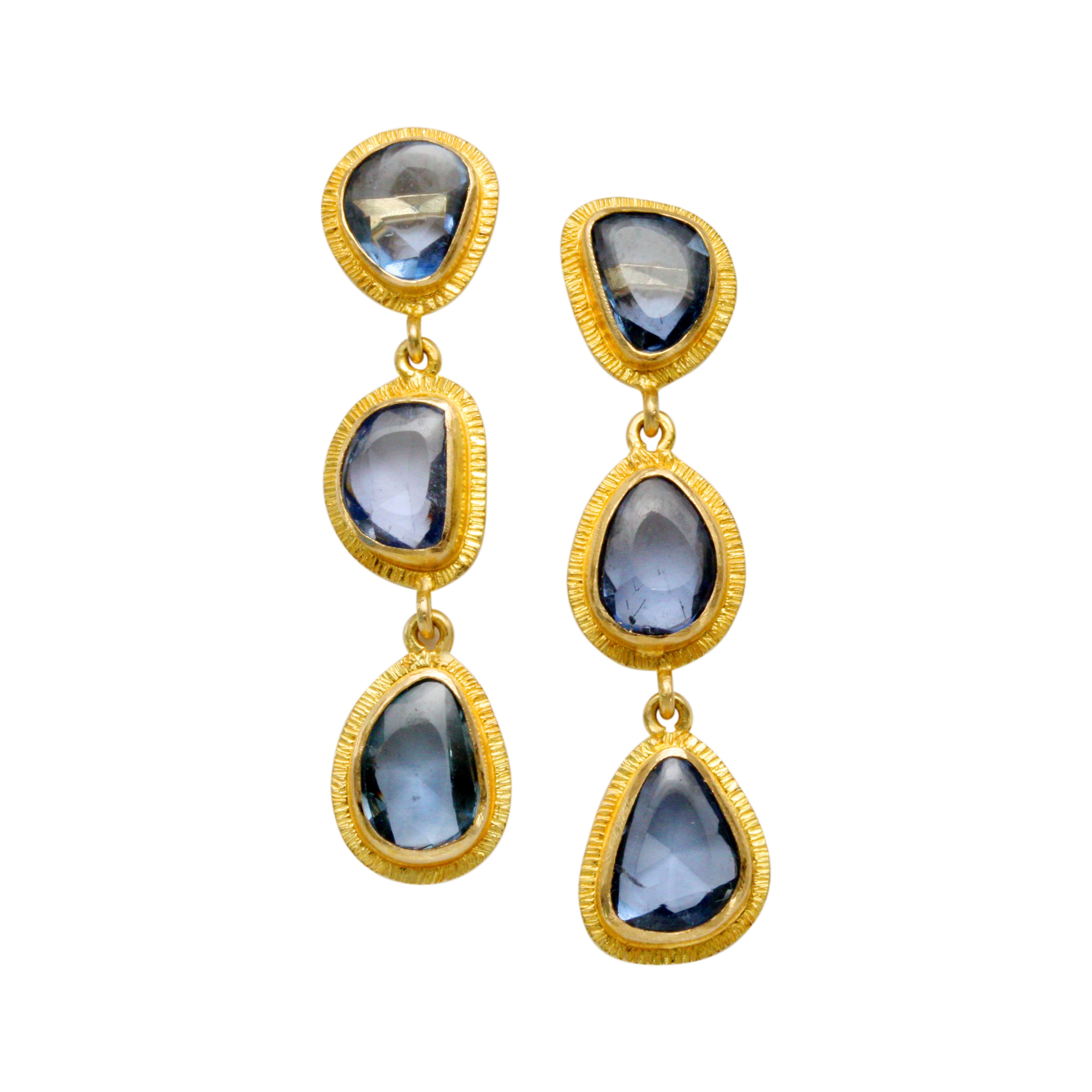 Women's Steven Battelle 4.9 Carats Blue Sapphires 18K Gold Post Earrings For Sale